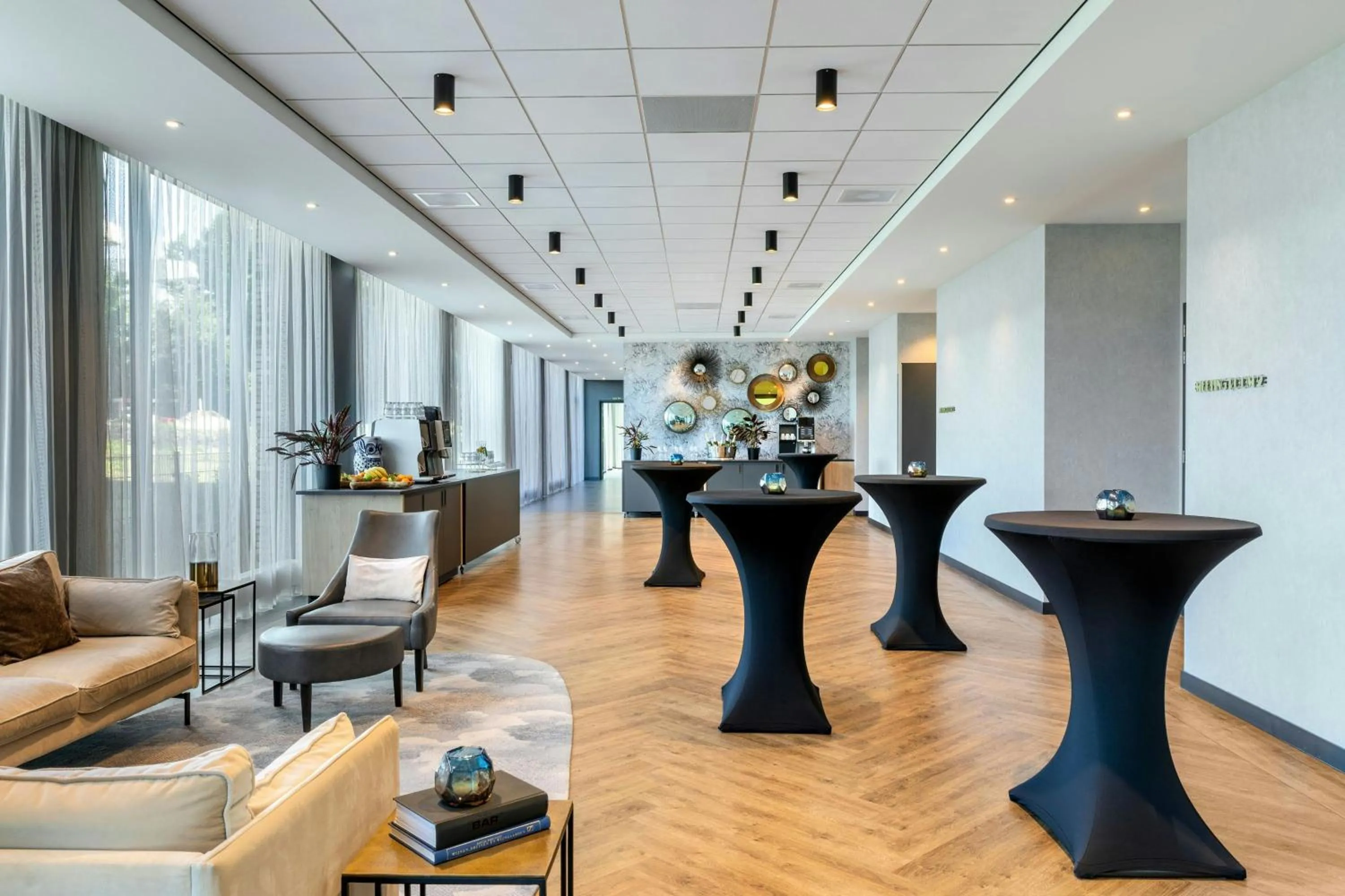 Meeting/conference room in Renaissance Amsterdam Schiphol Airport Hotel