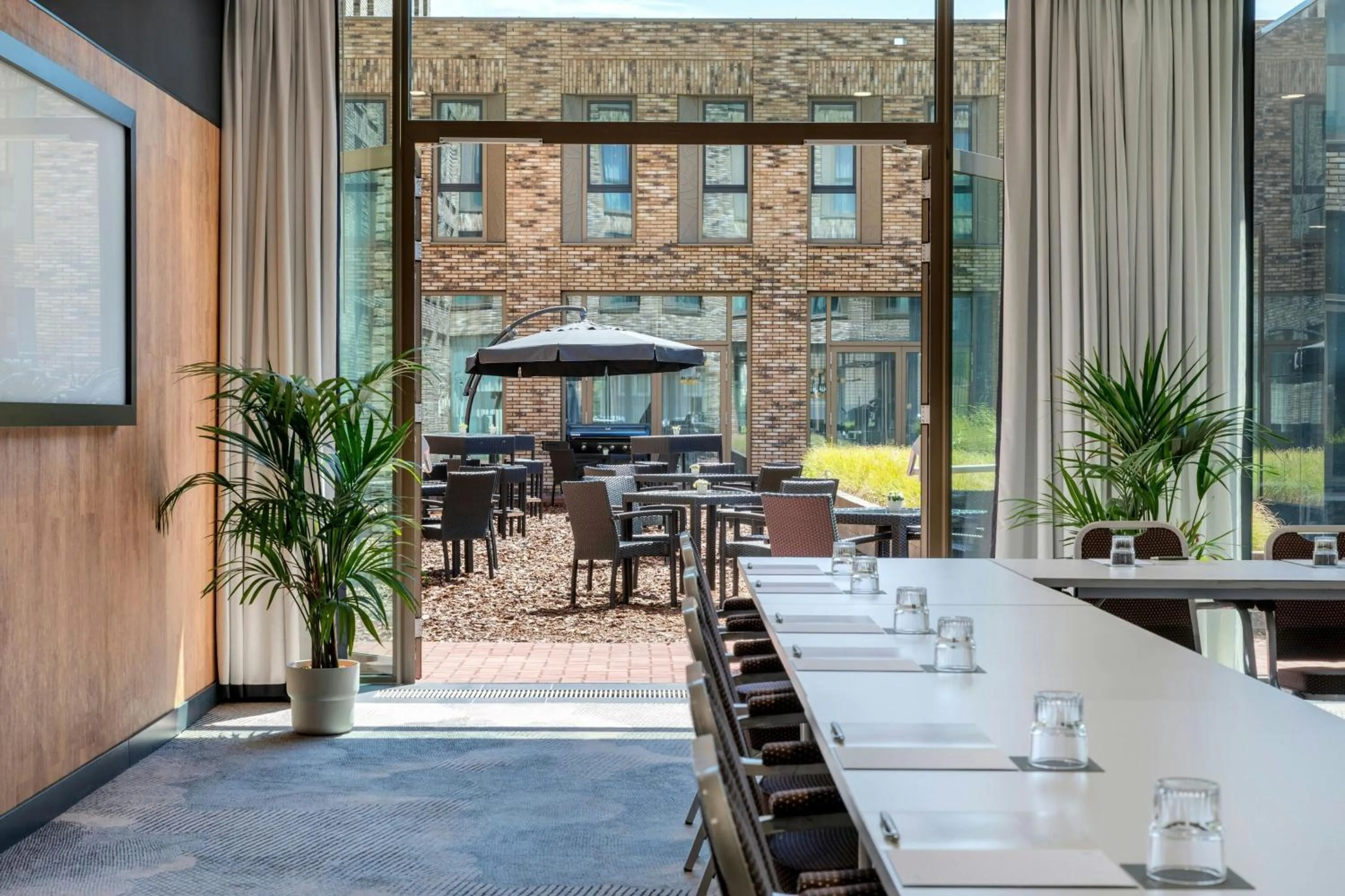 Meeting/conference room in Renaissance Amsterdam Schiphol Airport Hotel