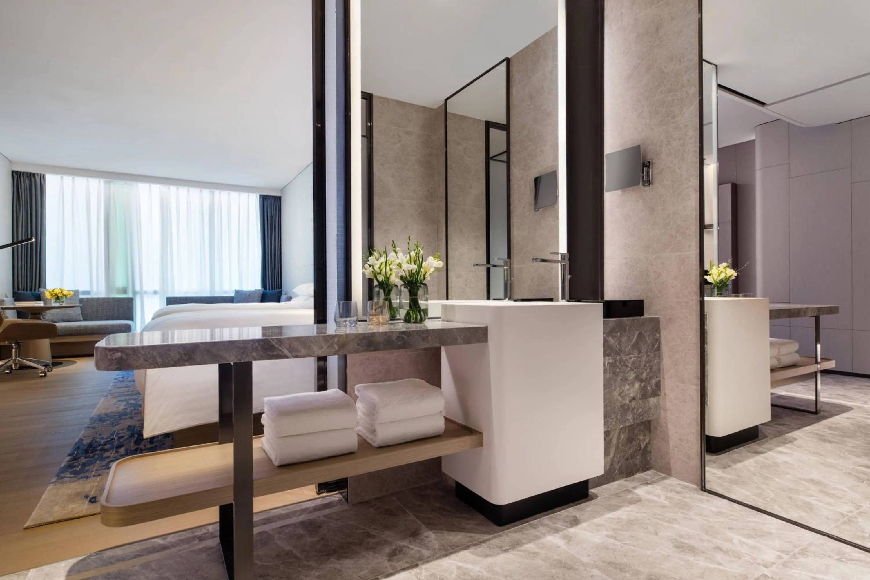 Bathroom in Courtyard by Marriott Shenzhen Northwest