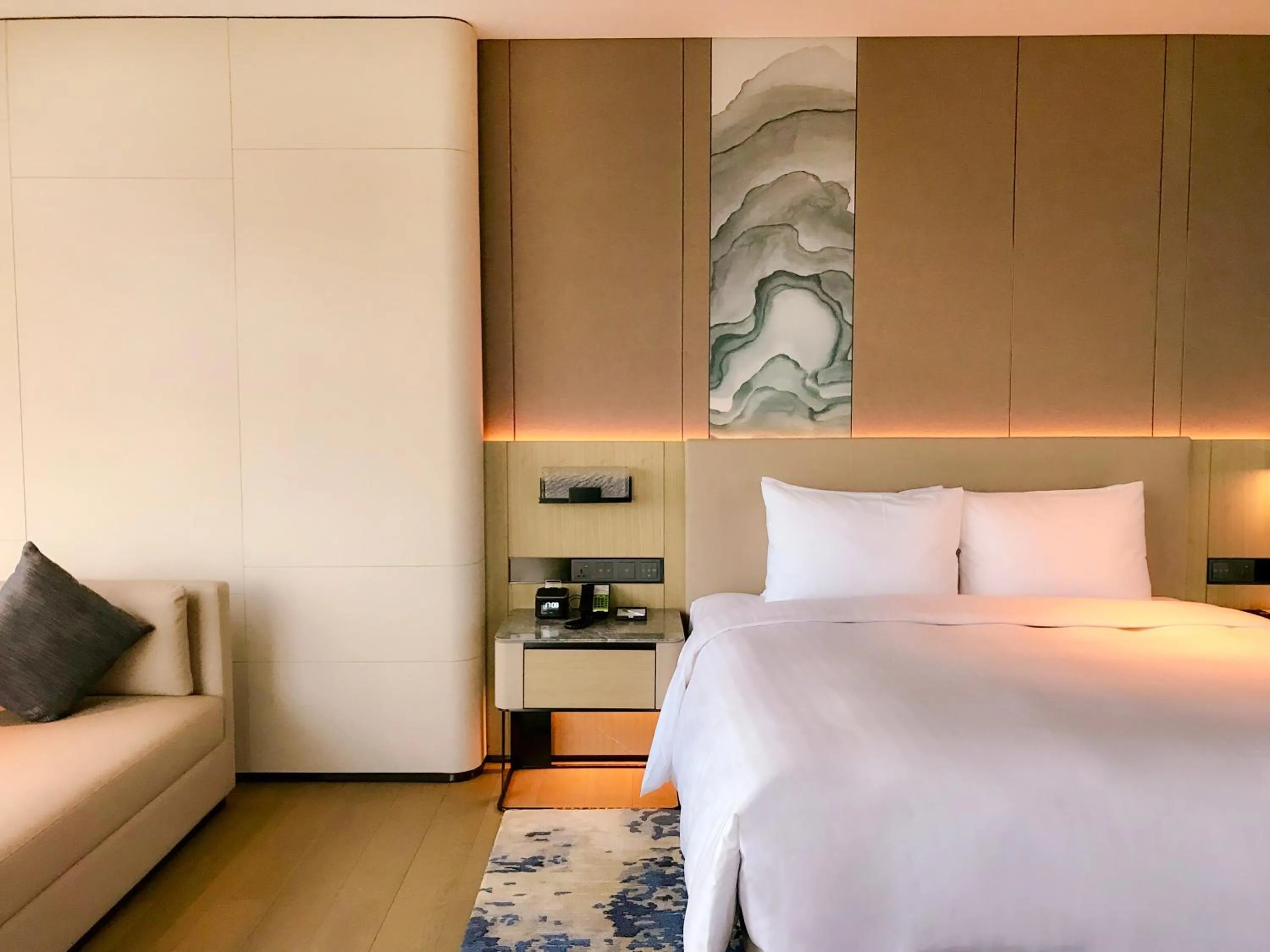 Property building, Bed in Courtyard by Marriott Shenzhen Northwest