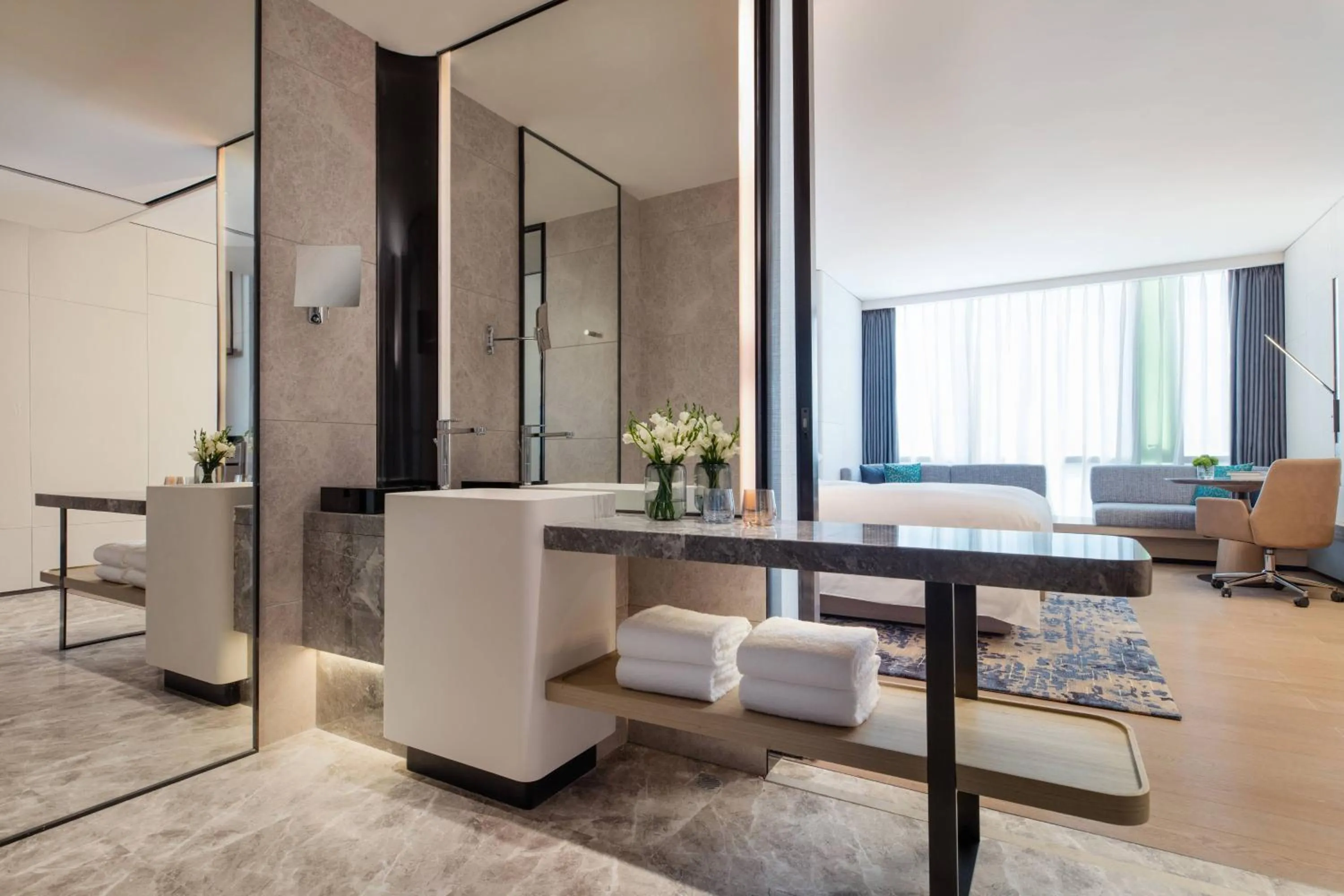 Bathroom in Courtyard by Marriott Shenzhen Northwest