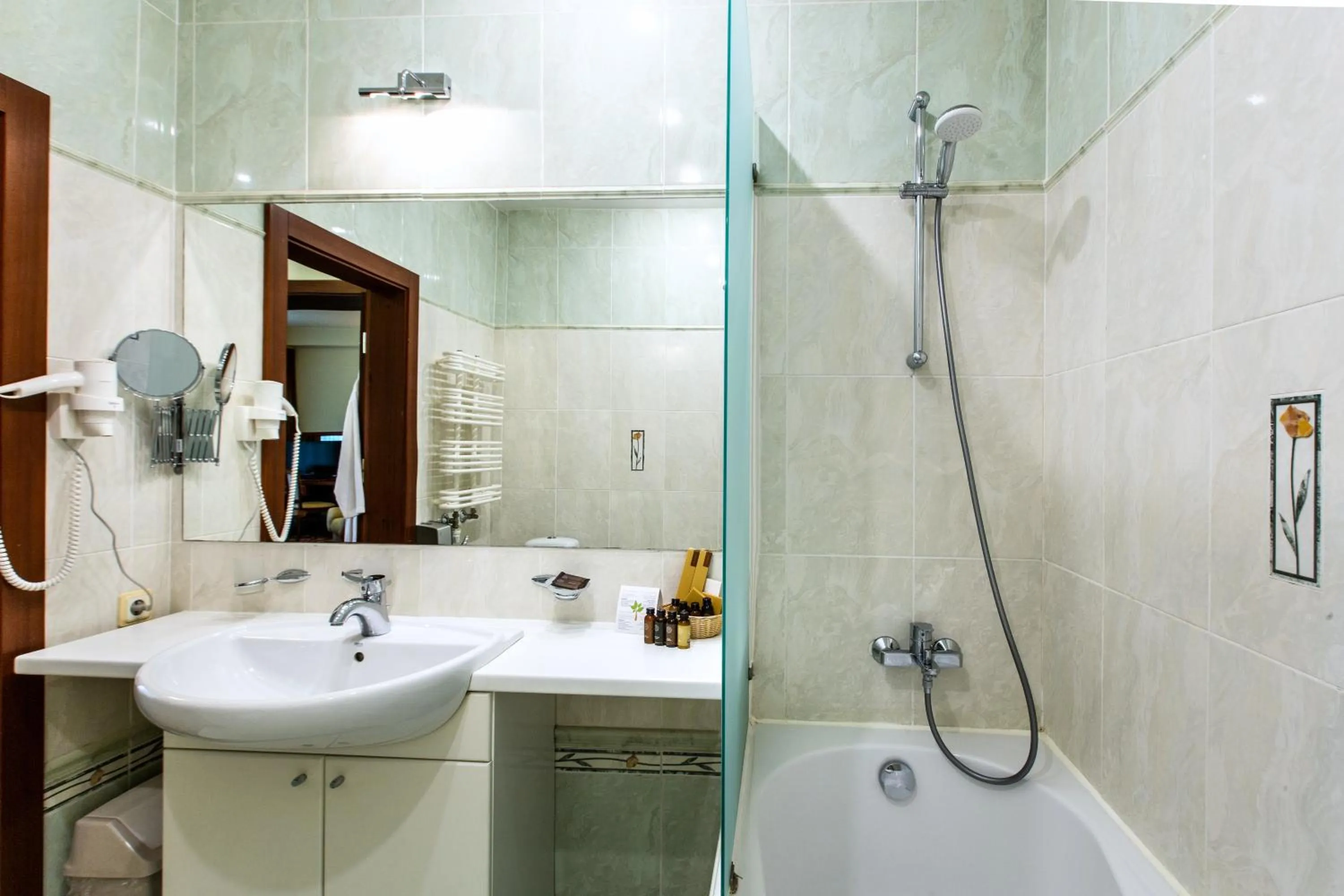 Bathroom in Hotel Violeta