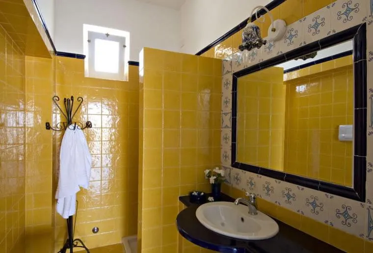 Bathroom in Hotel Girasole