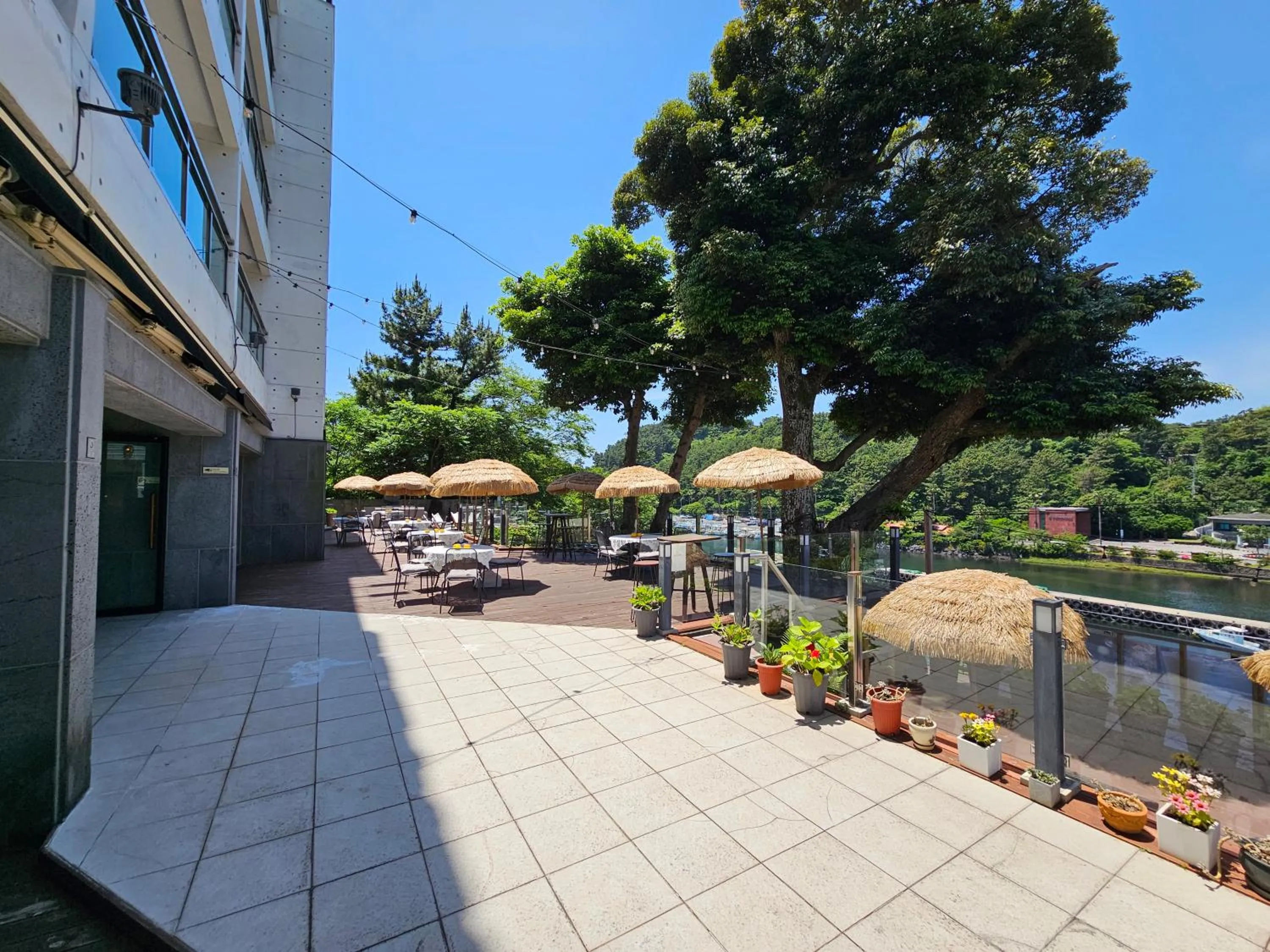 Property building in Maison de ciel harbor 39