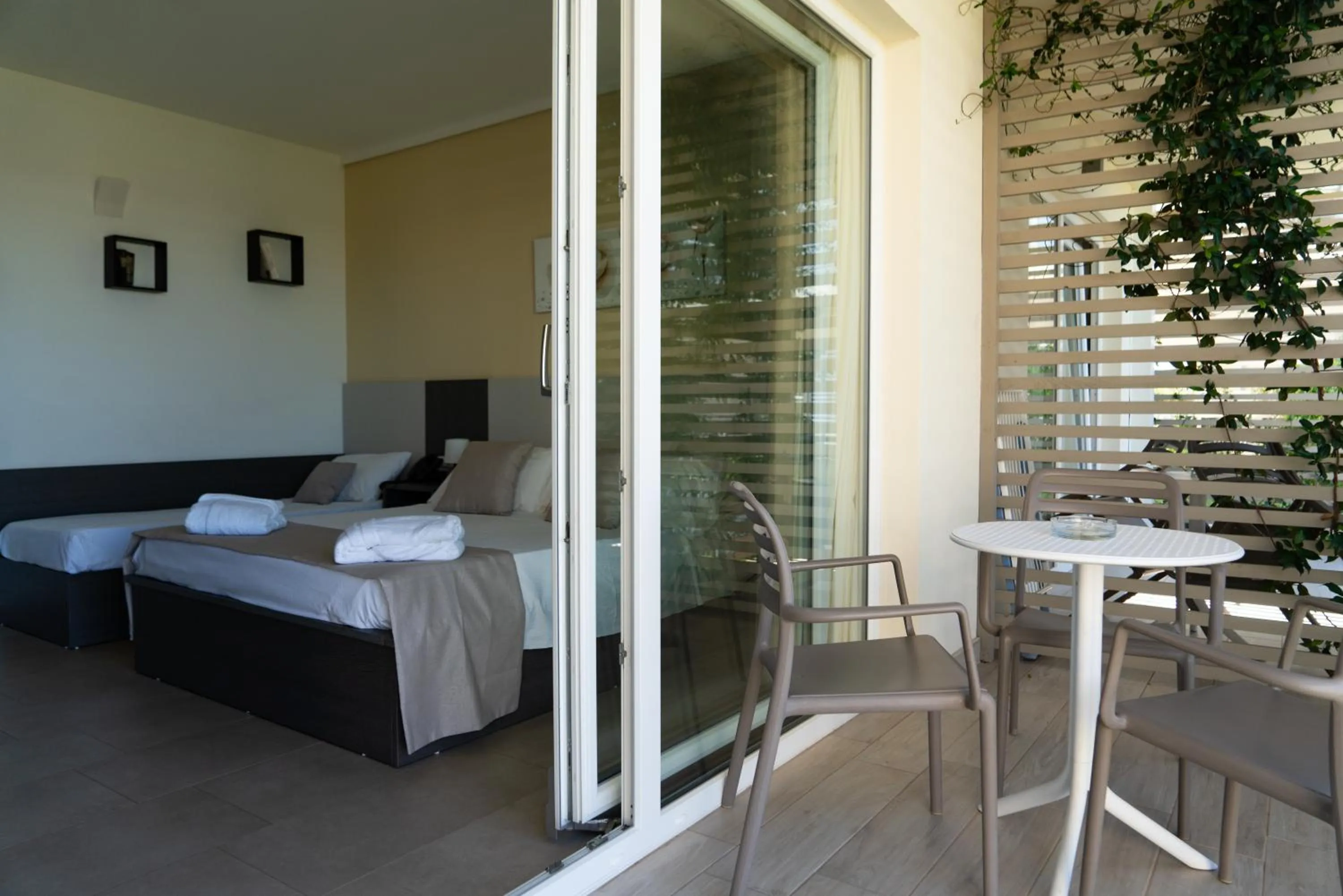 Patio, Bed in TUISuneo La Conchiglia - Adults Only