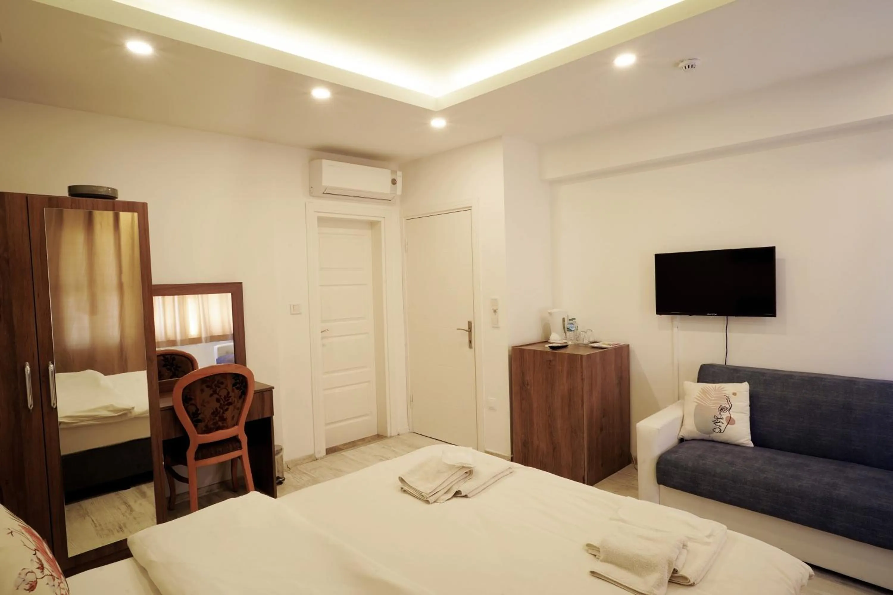 Bed in Zeugma Hotel Sultanahmet