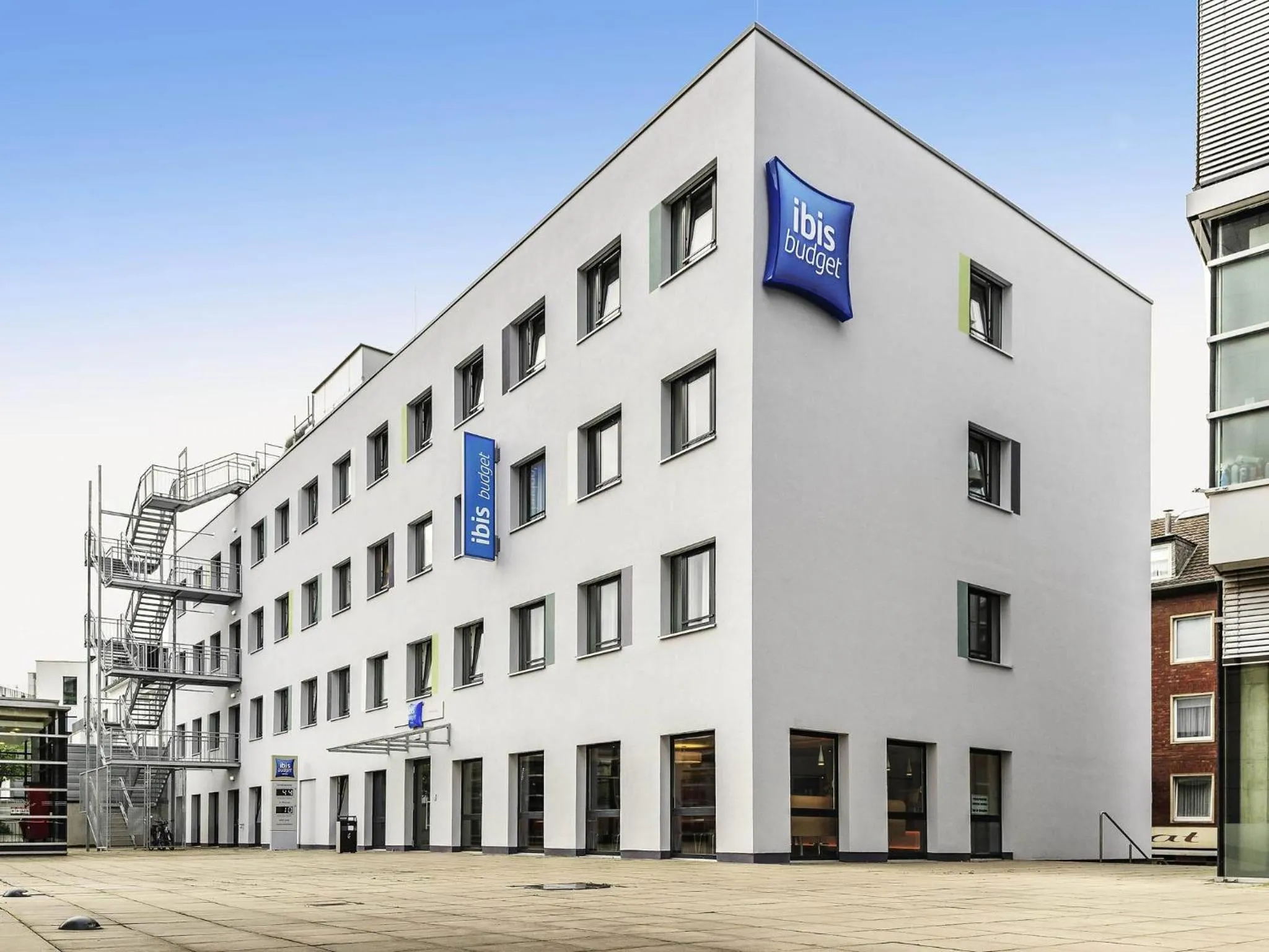 Property building in ibis budget Aachen City