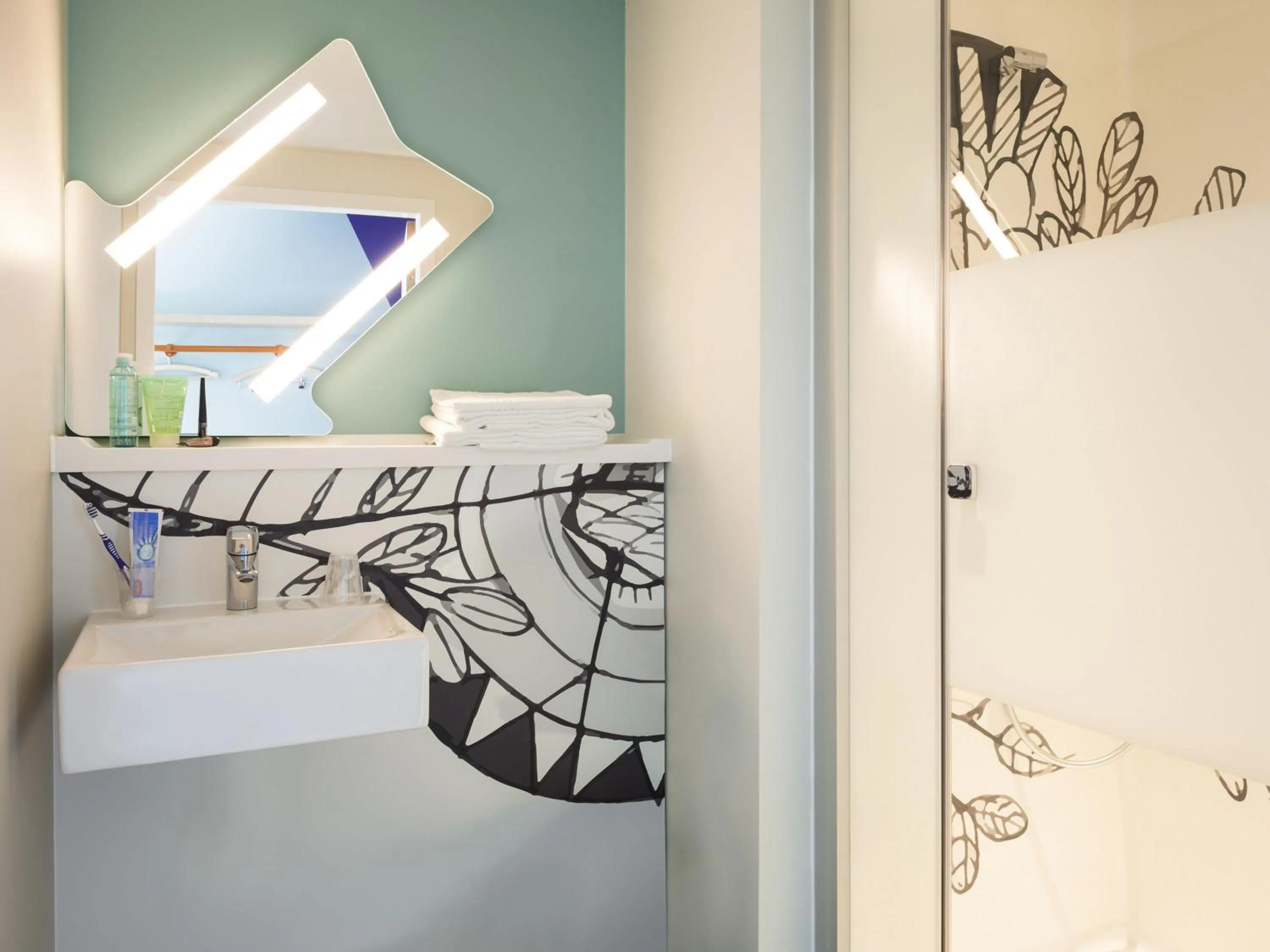 Bedroom in ibis budget Fribourg