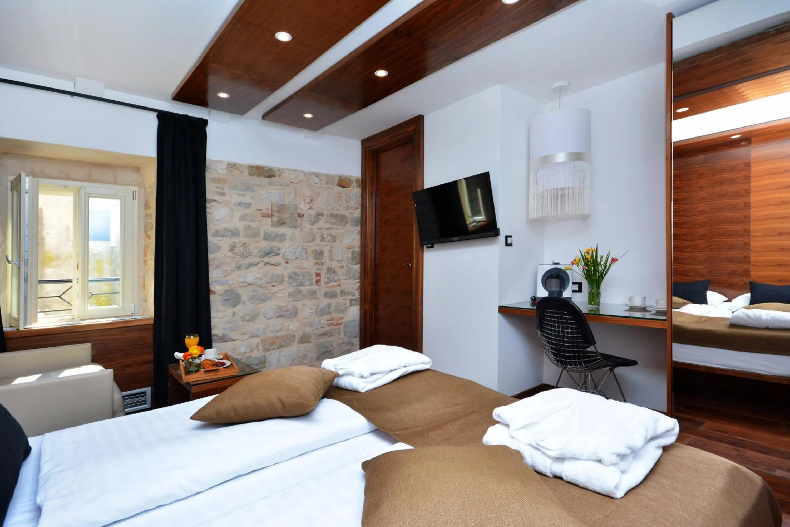 Bedroom, Bed in Jupiter Heritage Hotel