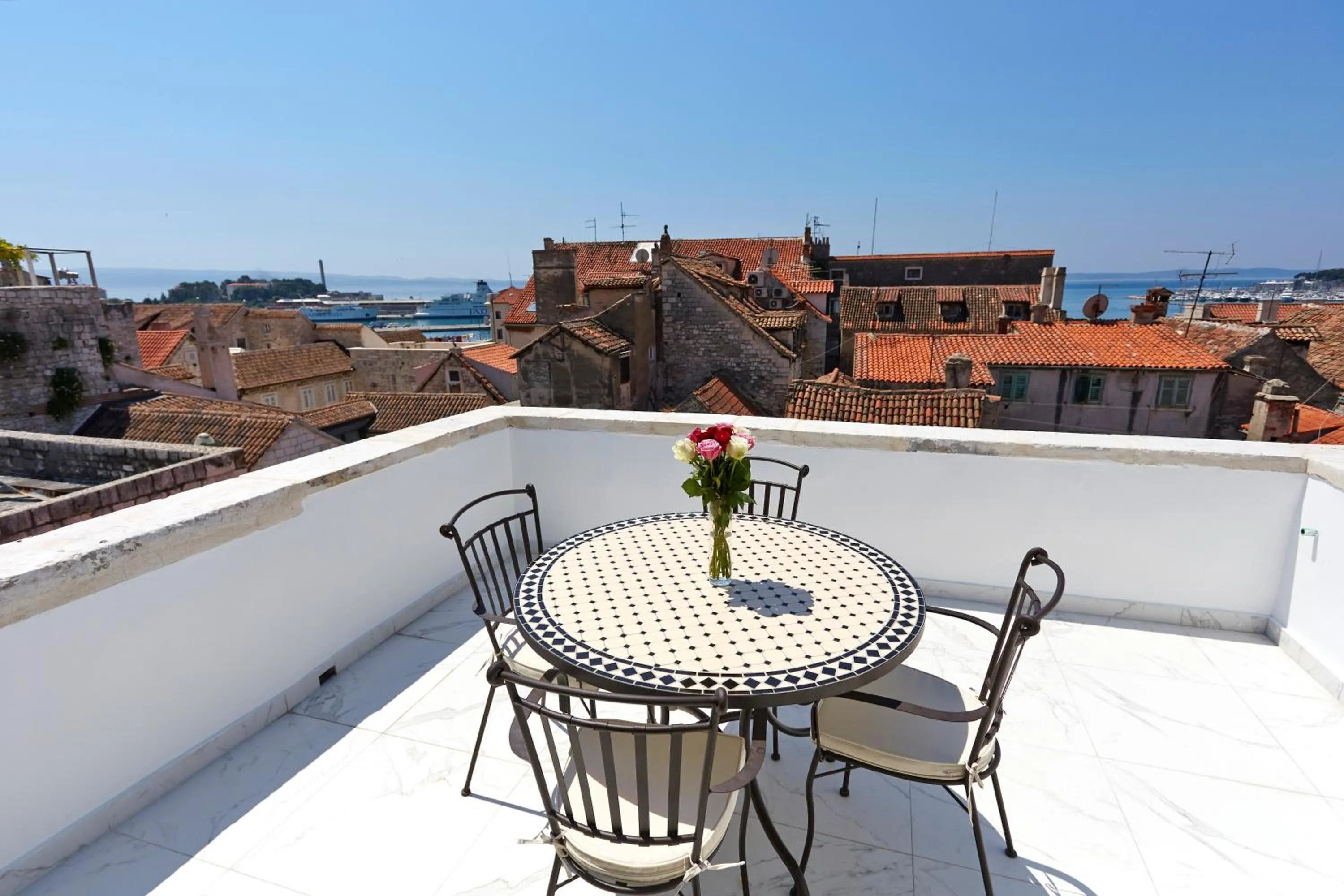 Balcony/Terrace in Jupiter Heritage Hotel