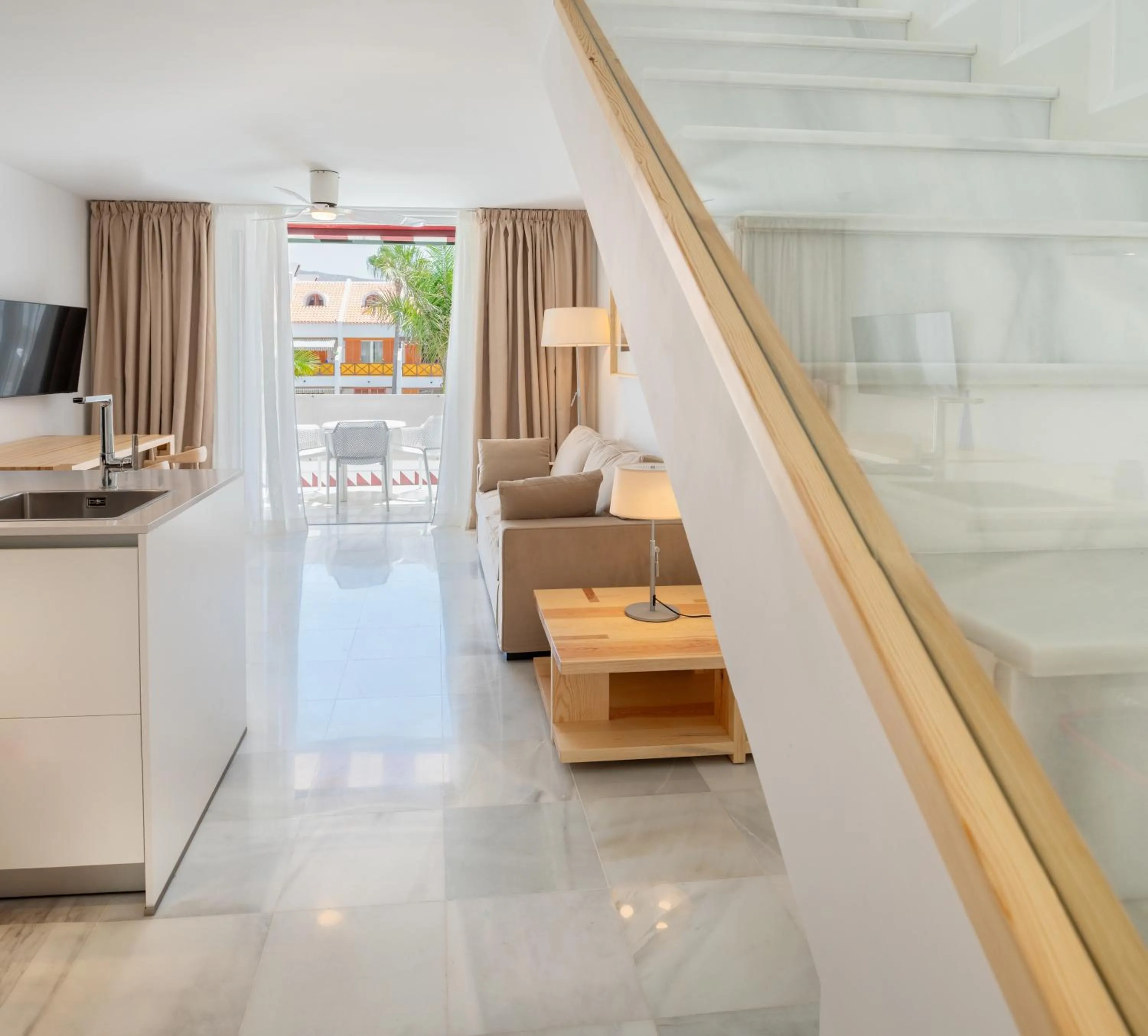 Photo of the whole room in Parque Santiago IV Official