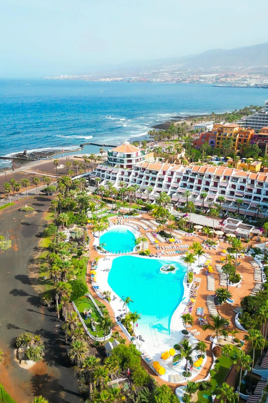 Property building in Parque Santiago IV Official