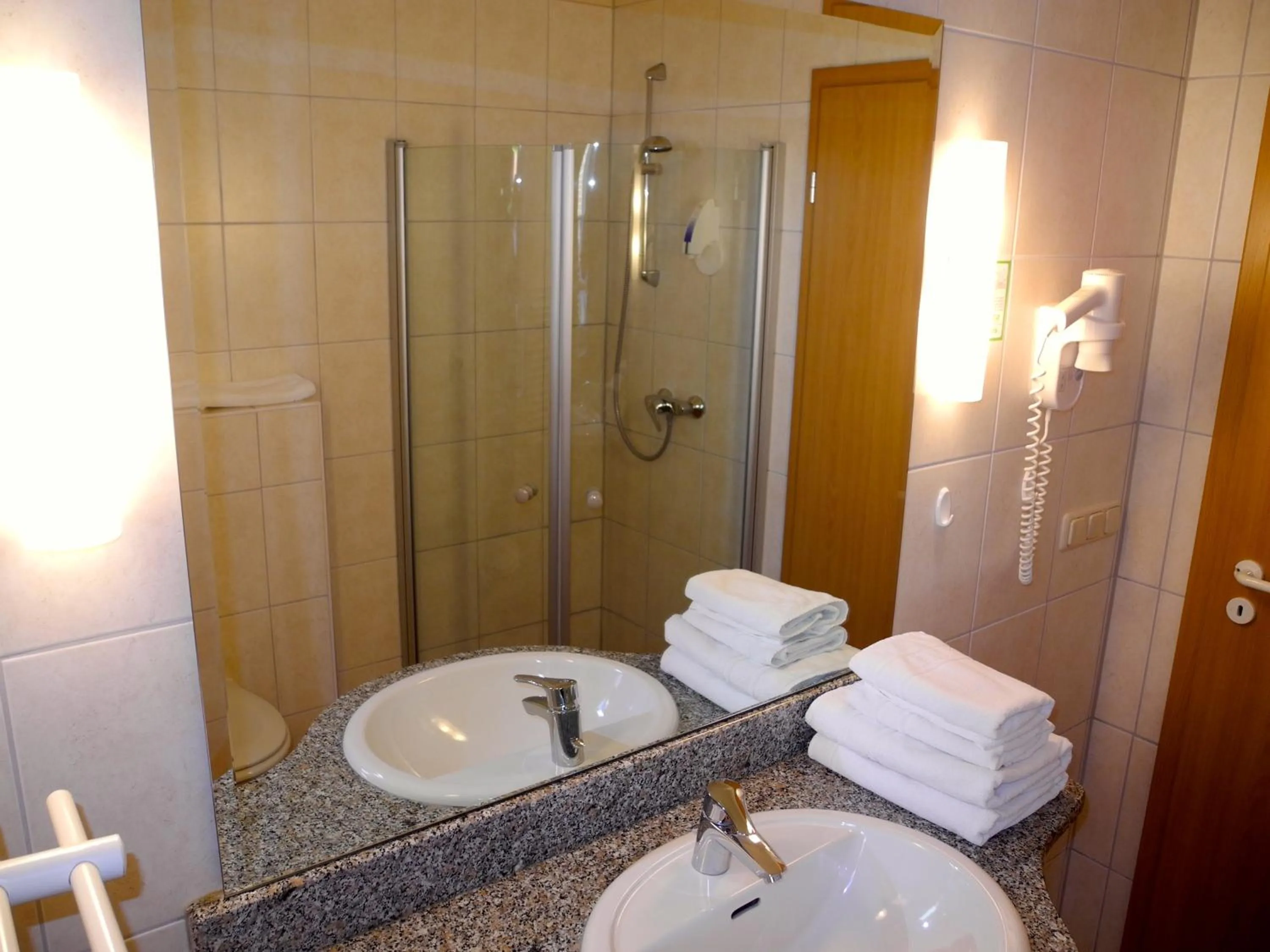 Bathroom in Pension Kühne