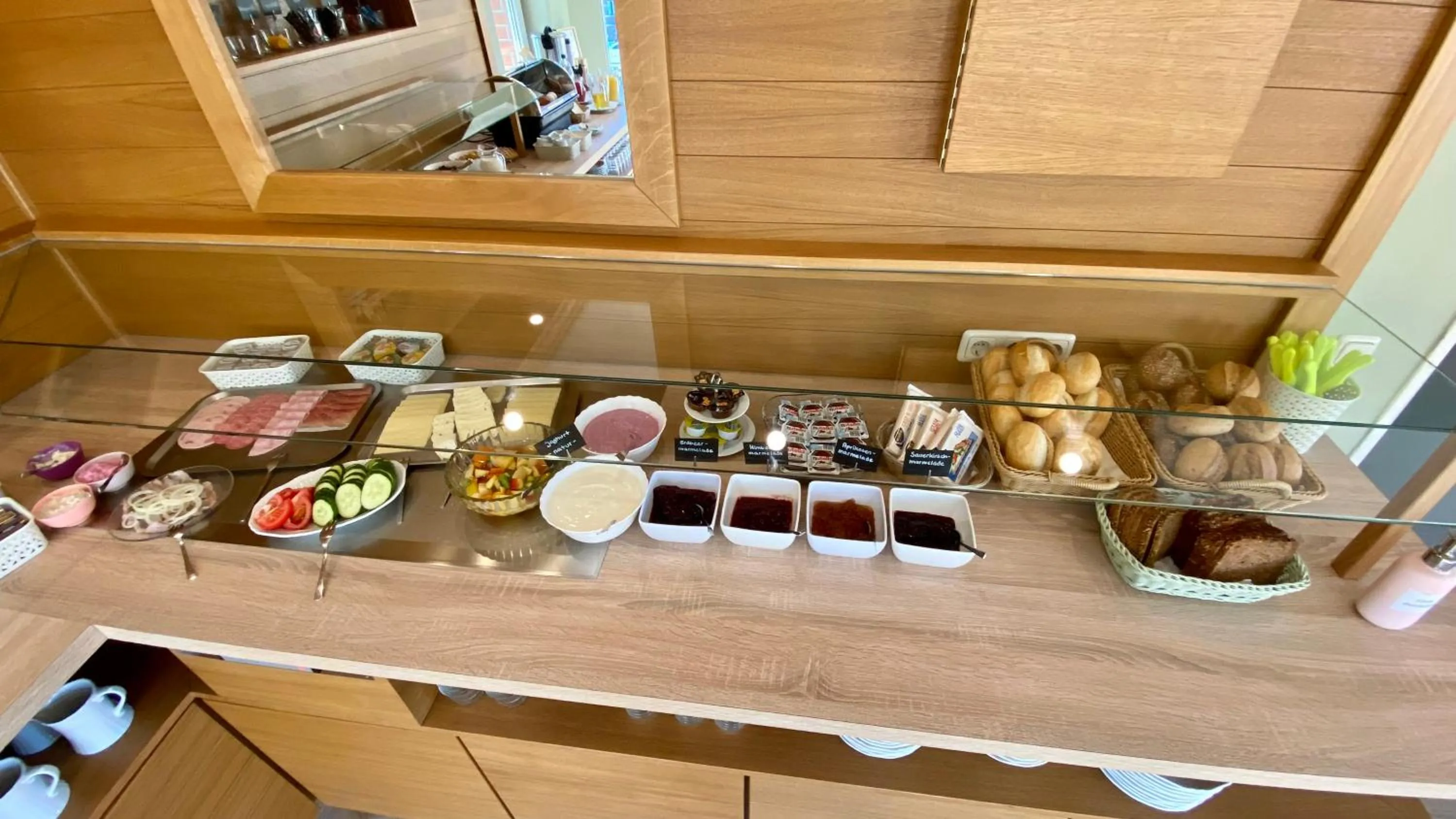 Food and drinks in Pension Kühne