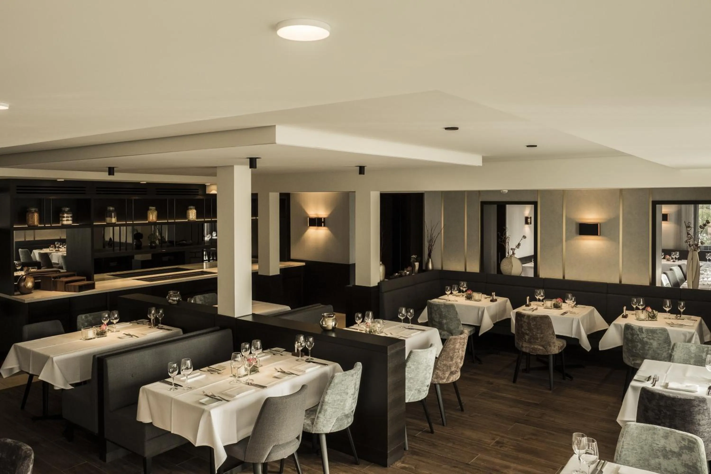 Restaurant/places to eat in Hotel Schwanen