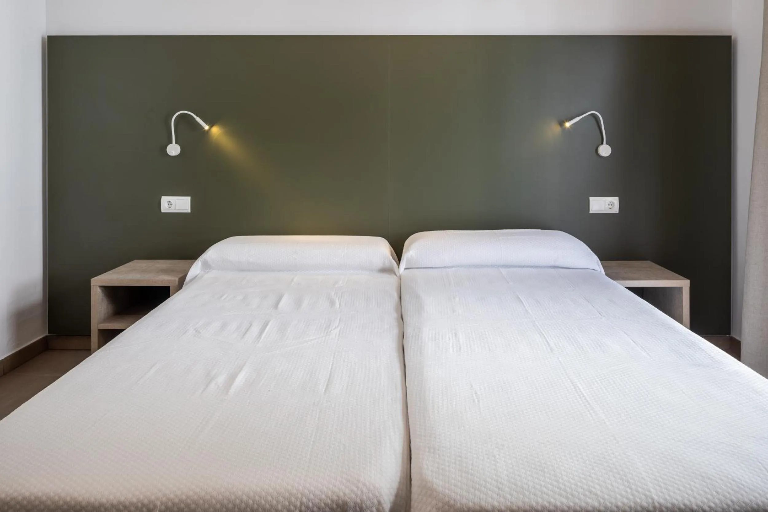 Bed in Hostal Alicante