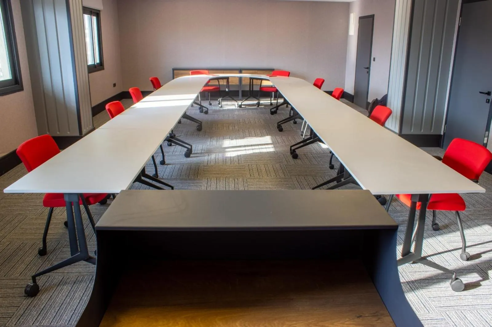 Meeting/conference room in Ramada By Wyndham Tire