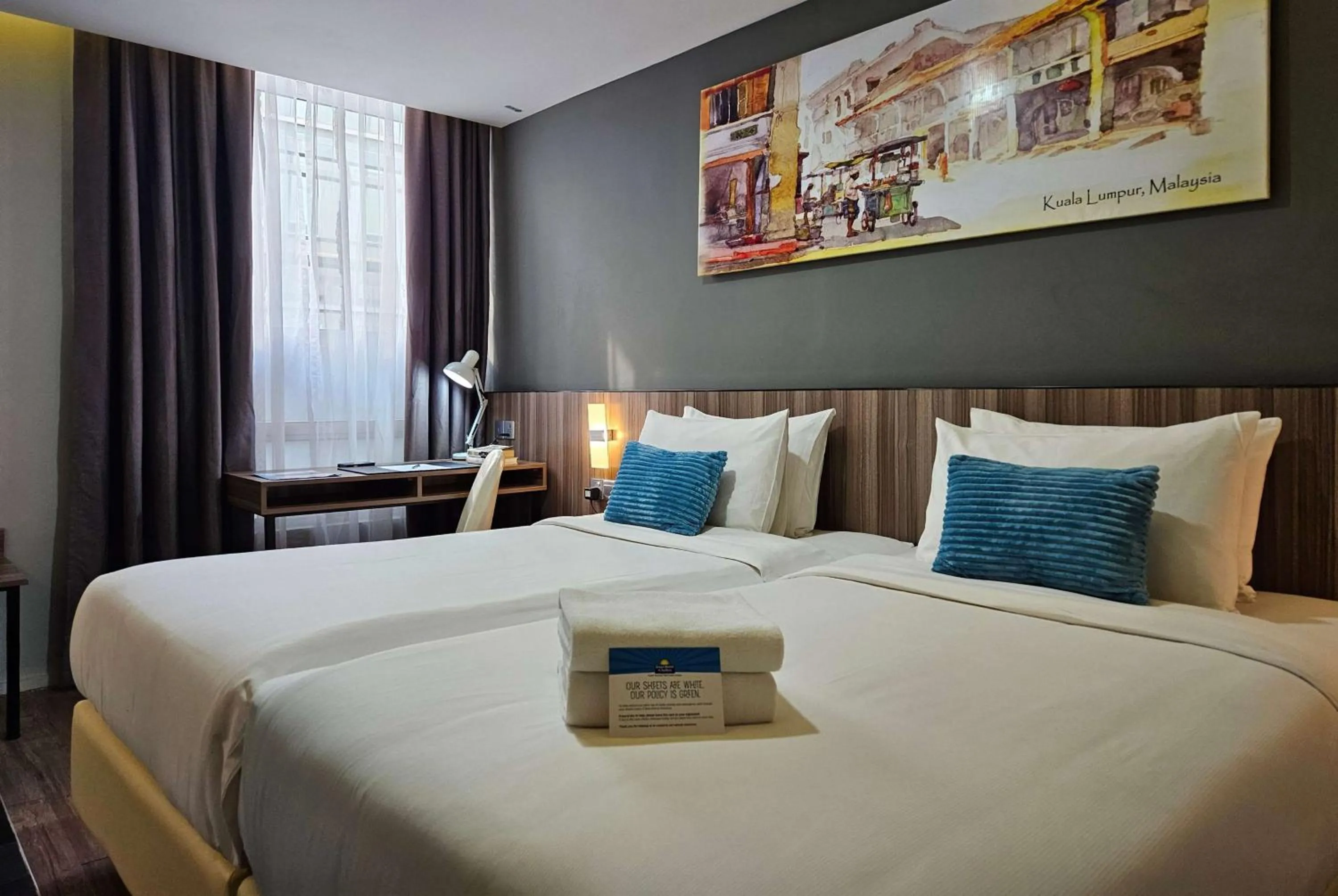 Photo of the whole room, Bed in Days Hotel & Suites by Wyndham KL - Chan Sow Lin MRT or LRT