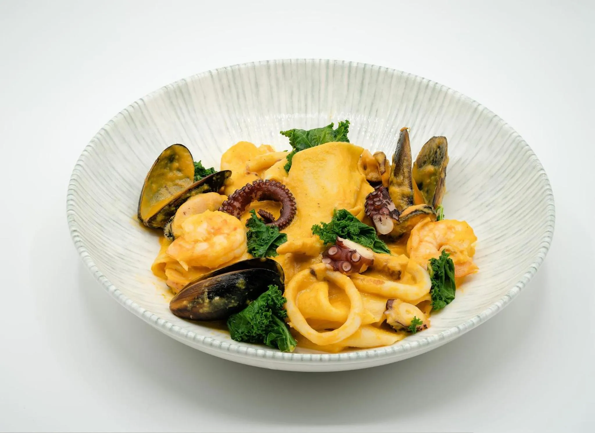 Restaurant/places to eat in Mandachi Hotel & SPA