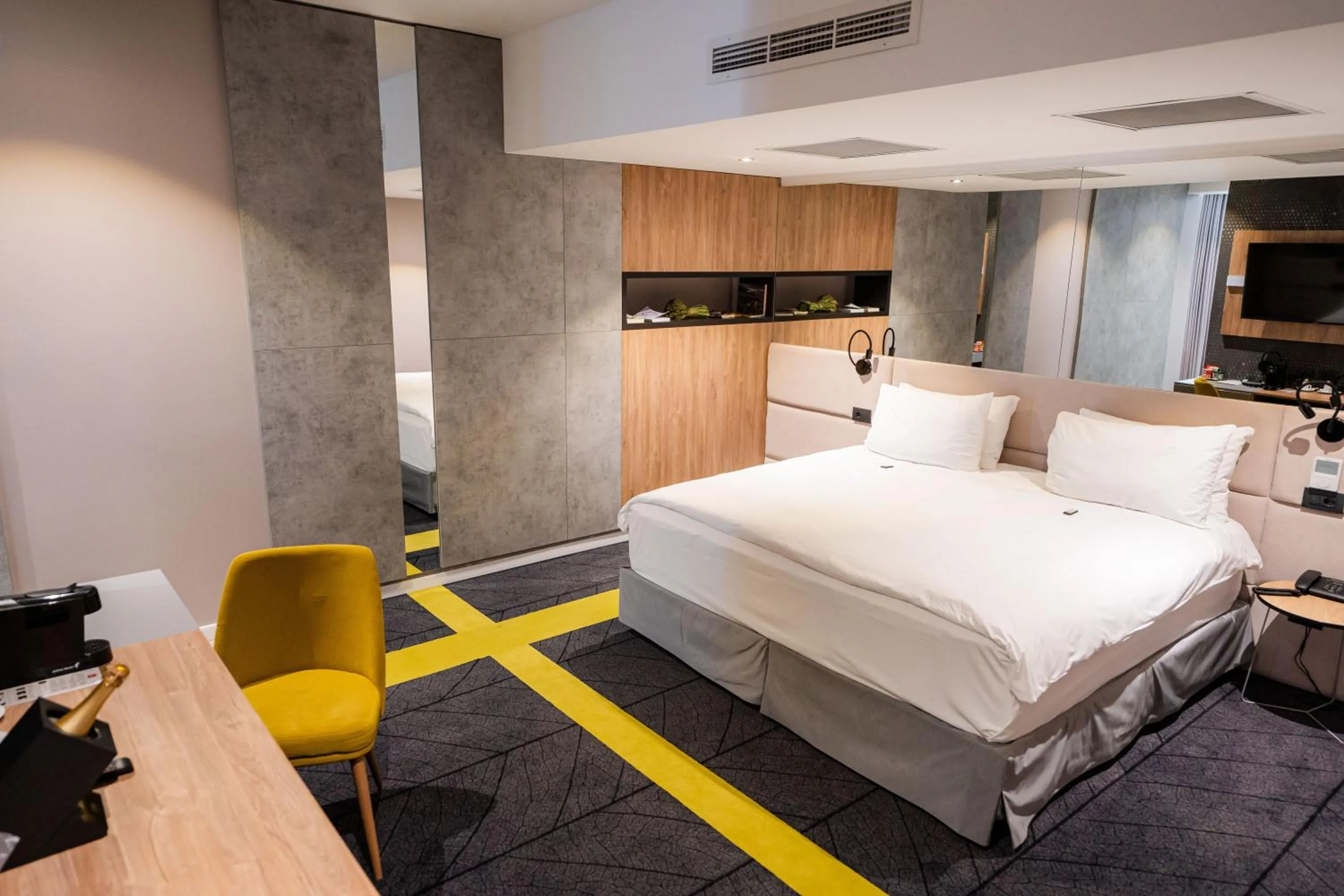 Bed in Mandachi Hotel & SPA