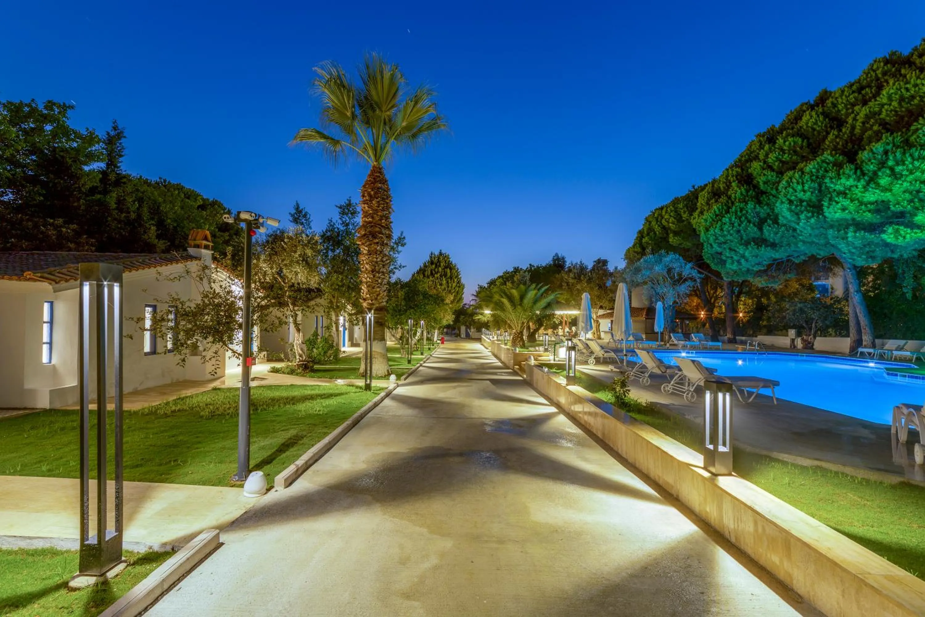 Garden in Risus Garden Marina Hotel