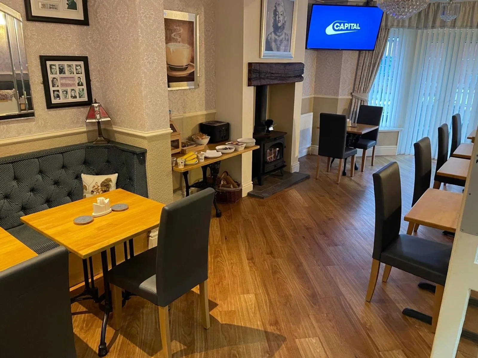 Breakfast in The Libra - Adults Only B&B with guaranteed carpark