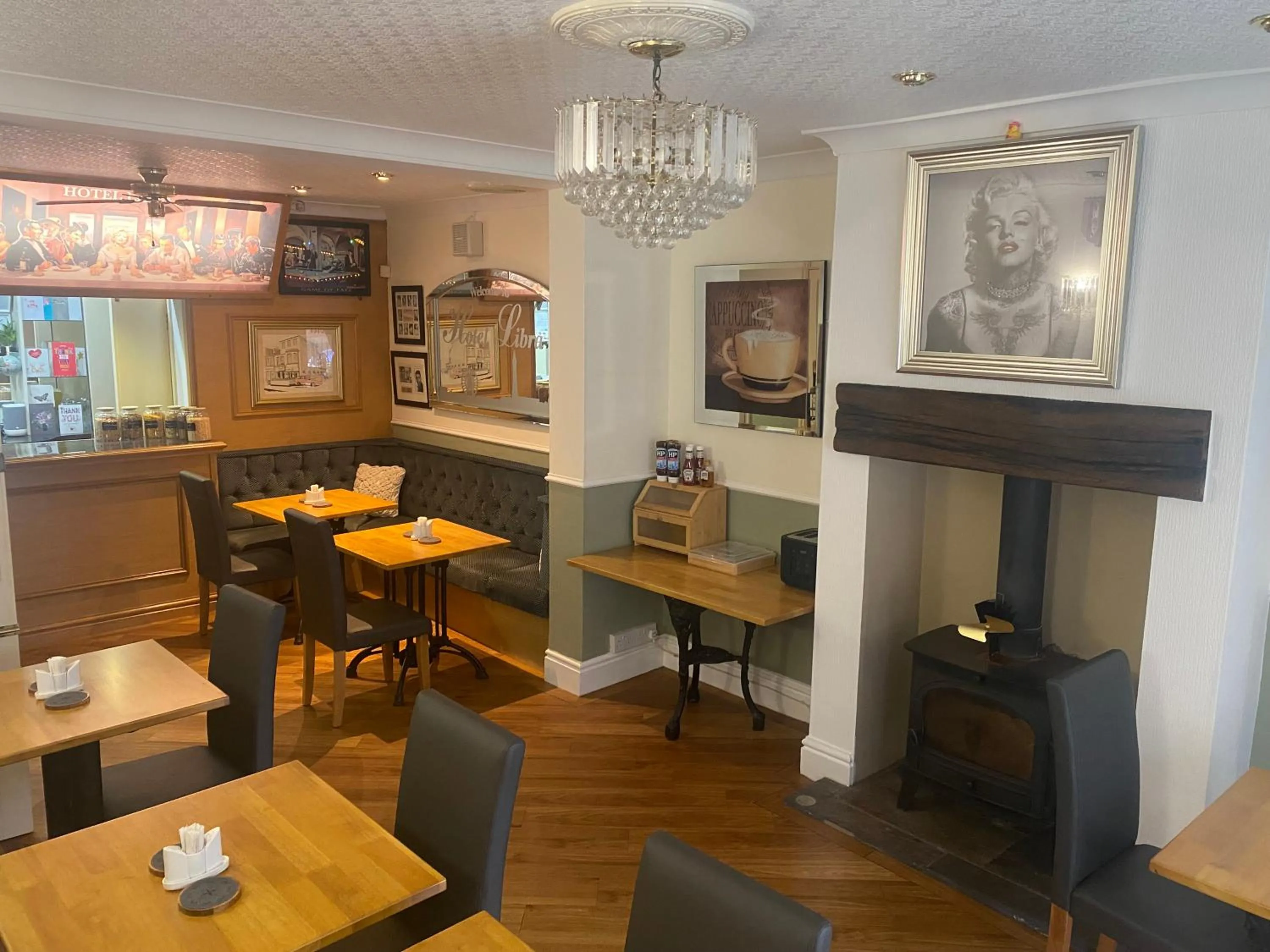 Breakfast in The Libra - Adults Only B&B with guaranteed carpark