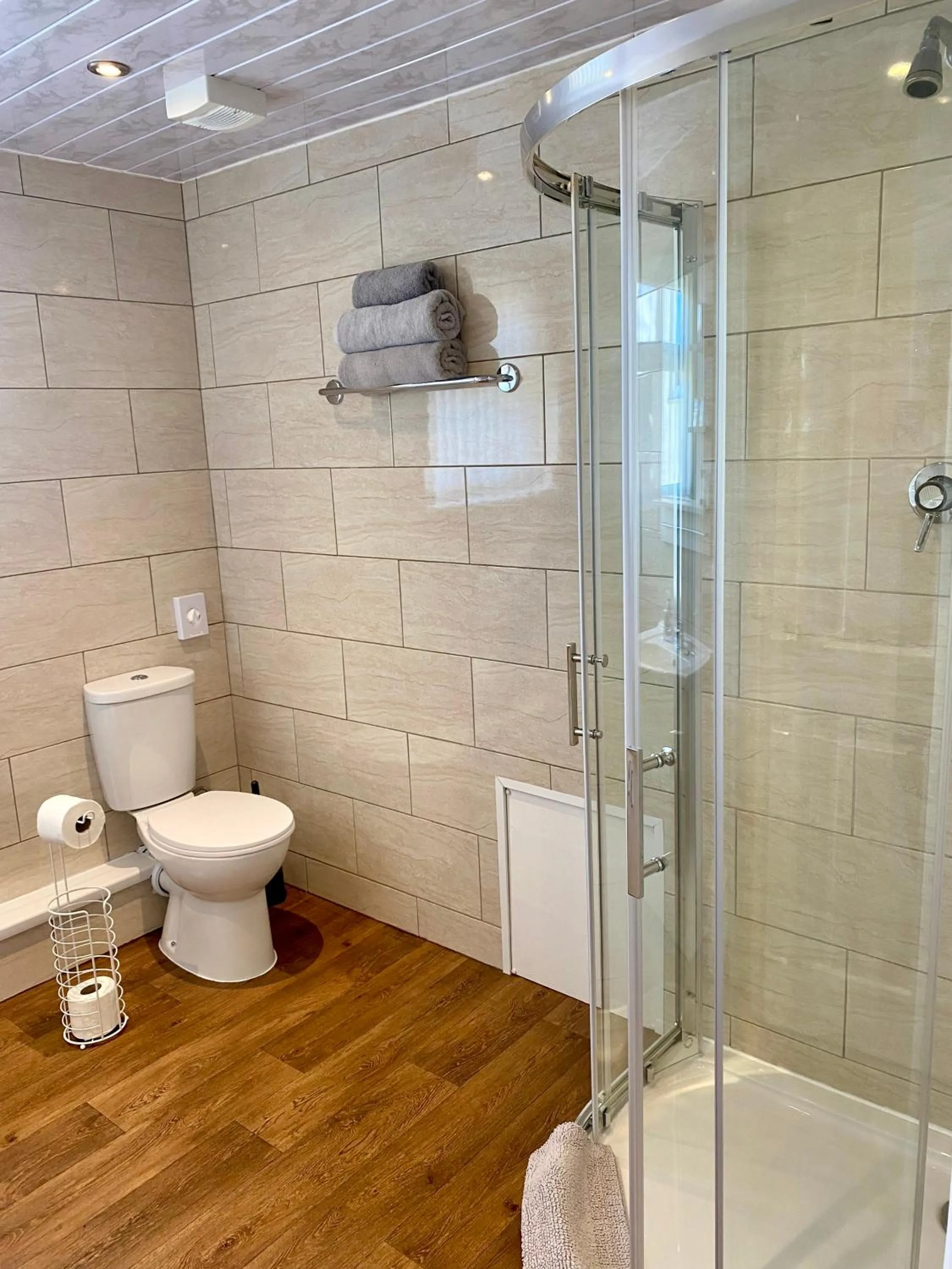 Bathroom in The Libra - Adults Only B&B with guaranteed carpark