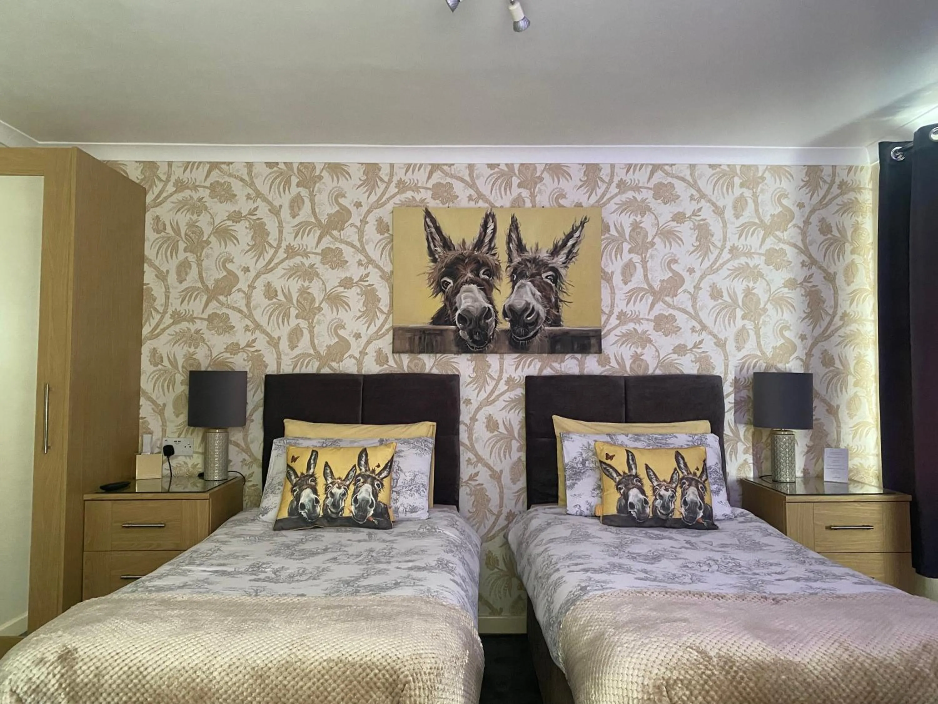 Bedroom, Bed in The Libra - Adults Only B&B with guaranteed carpark