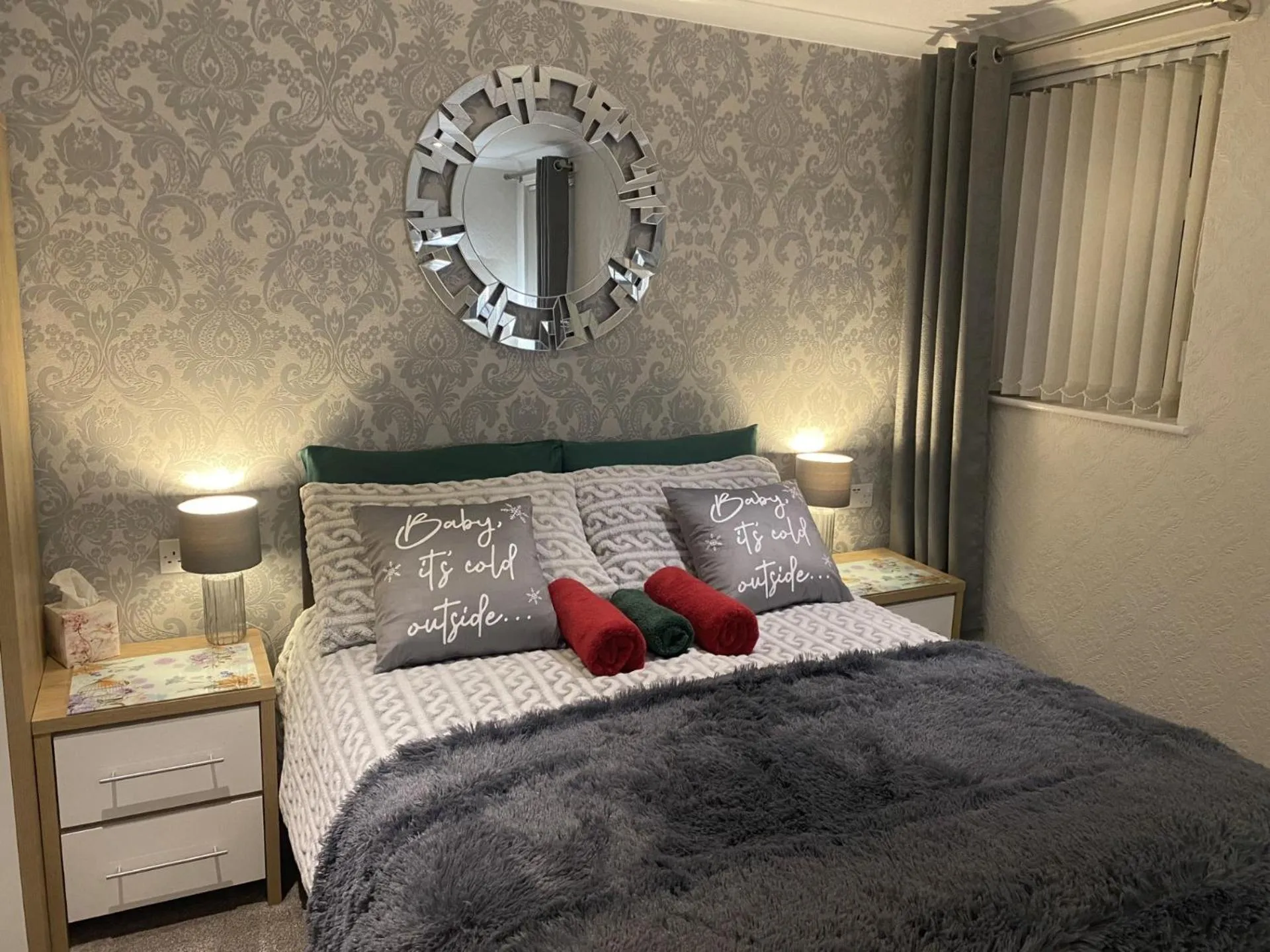 Bed in The Libra - Adults Only B&B with guaranteed carpark