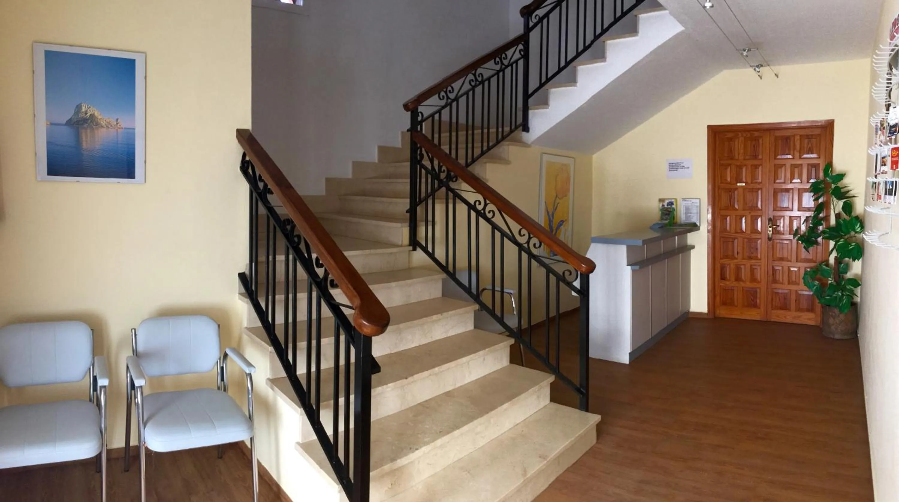 Lobby or reception in Apartamentos Alba