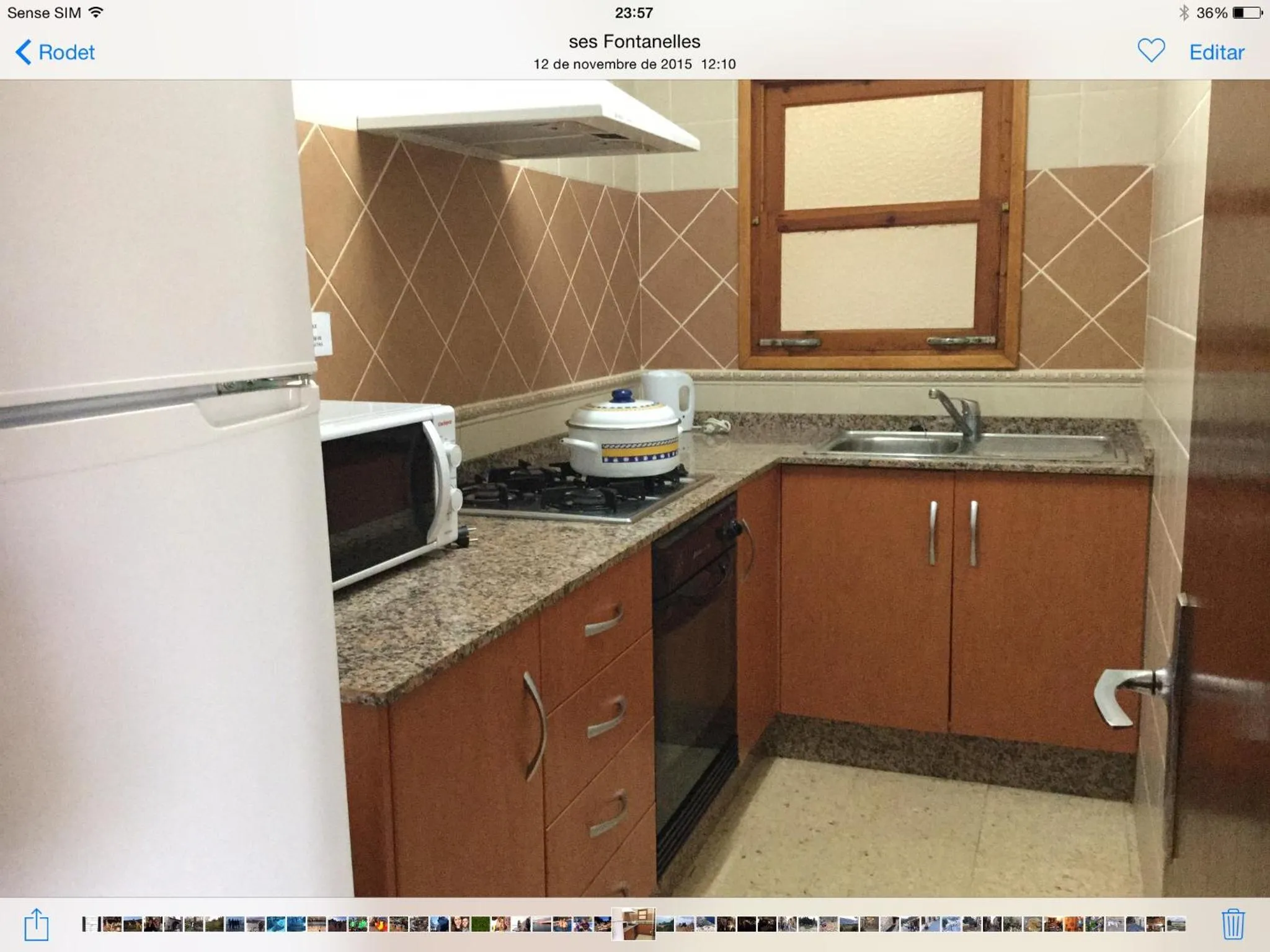 Kitchen or kitchenette in Apartamentos Alba