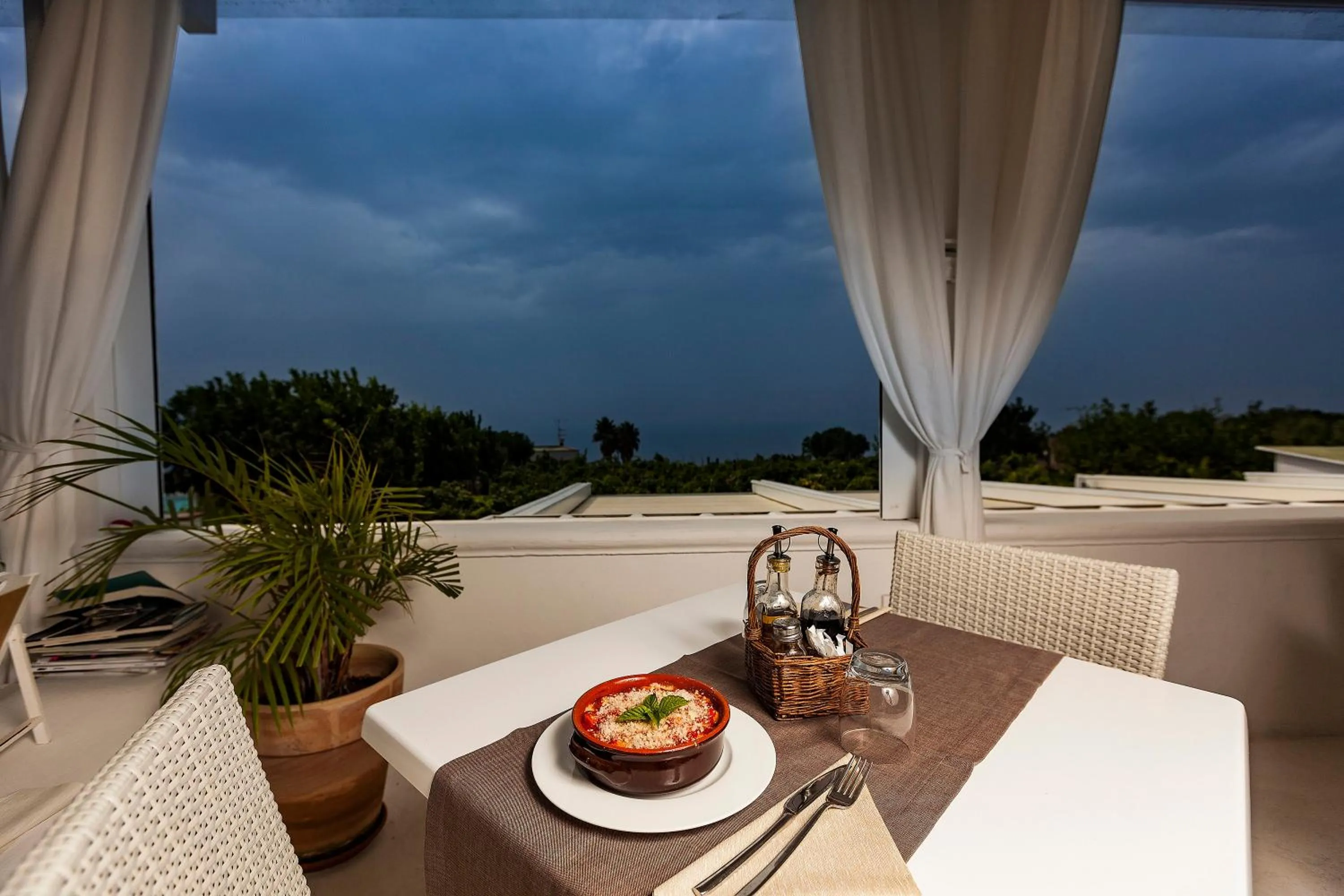 Restaurant/places to eat in Tenuta Del Poggio Antico