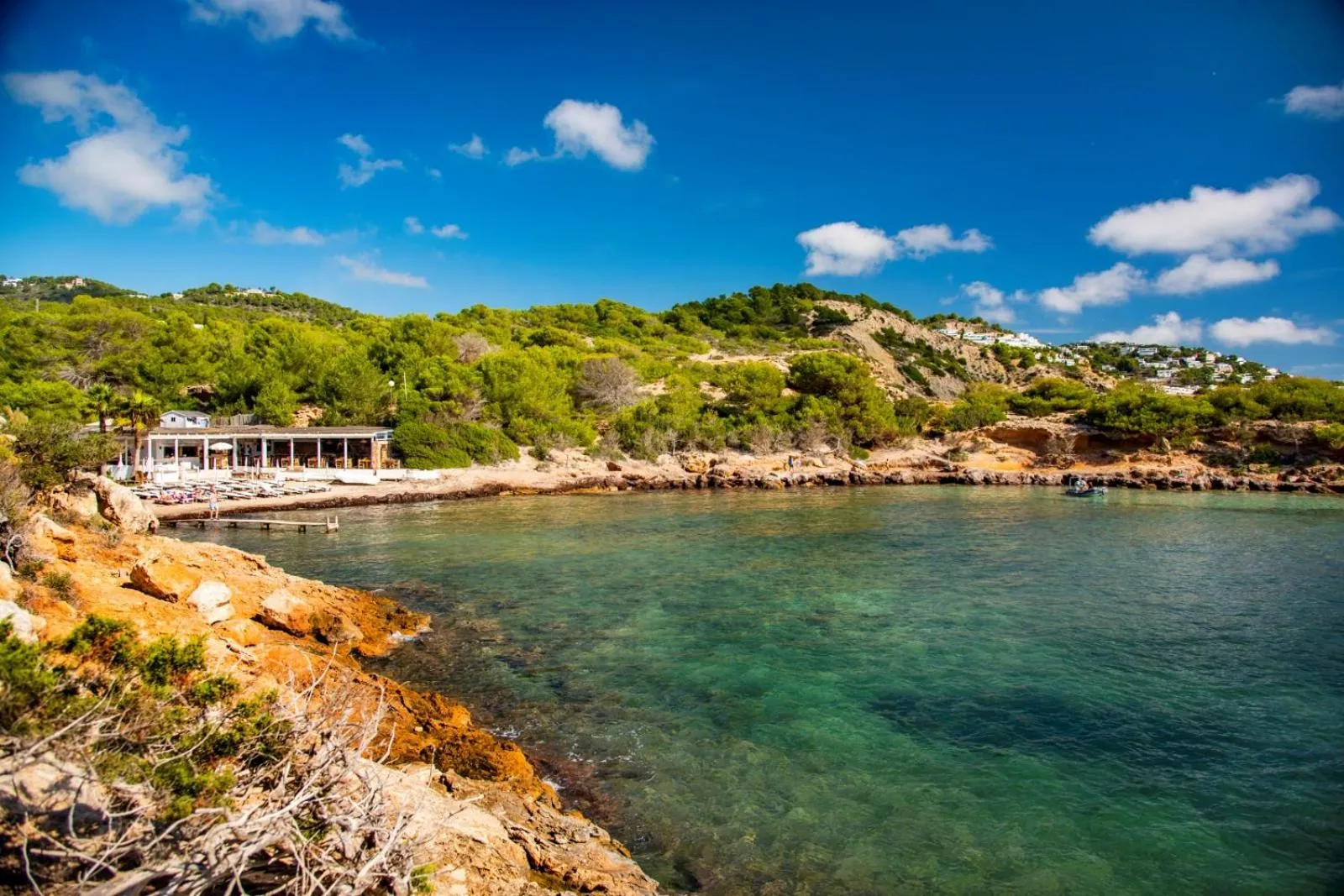 Hostal y Apartamentos Santa Eulalia