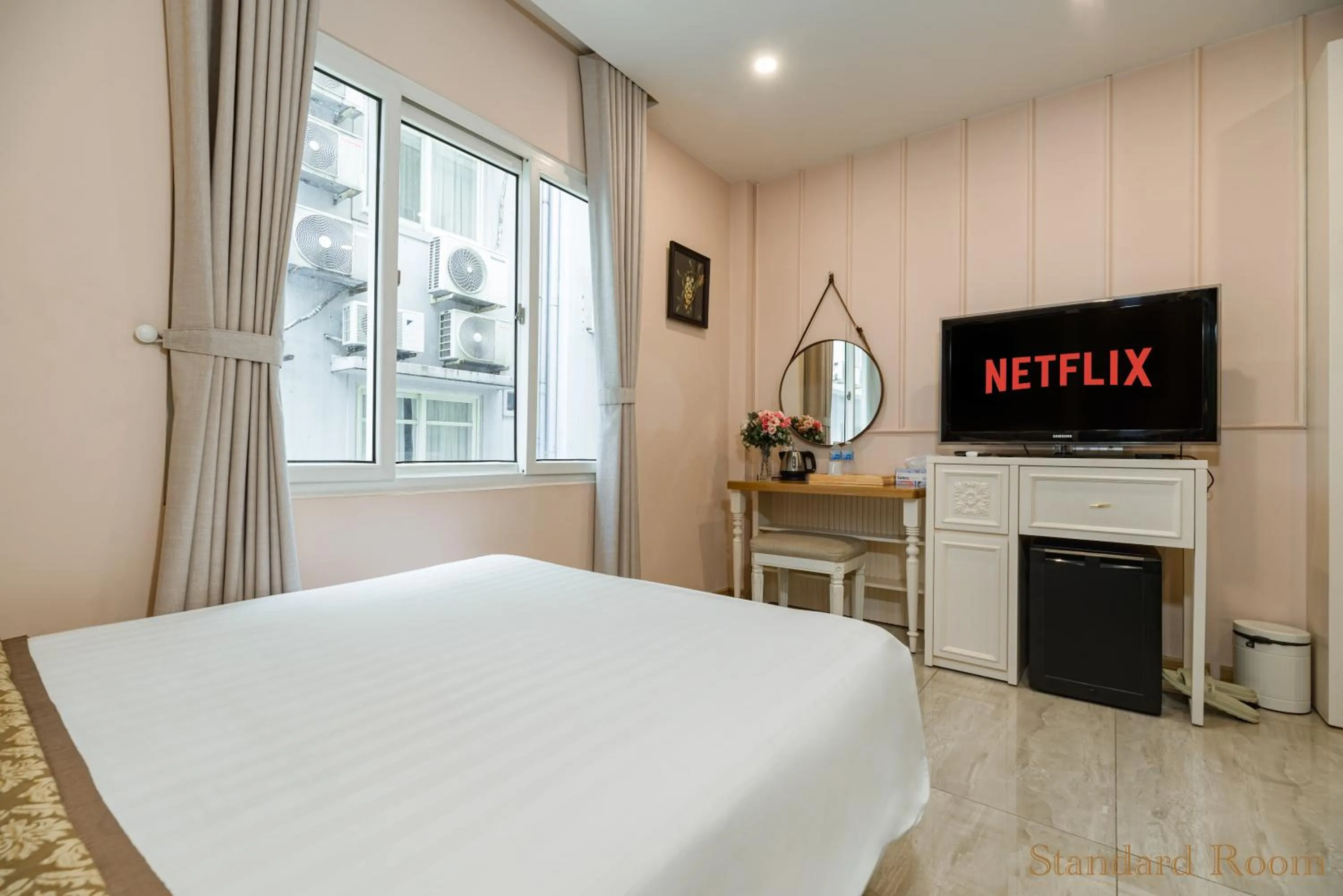 TV and multimedia, Bed in Bali Hotel