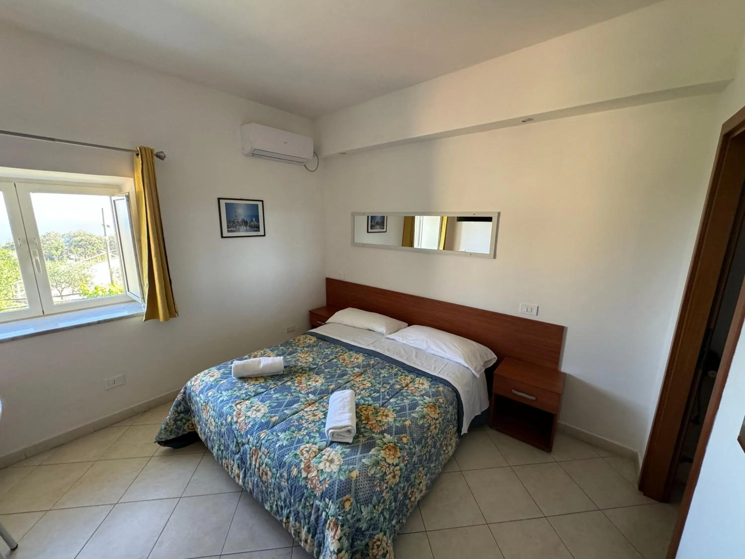 Bedroom, Bed in Agriturismo Piccolo Paradiso