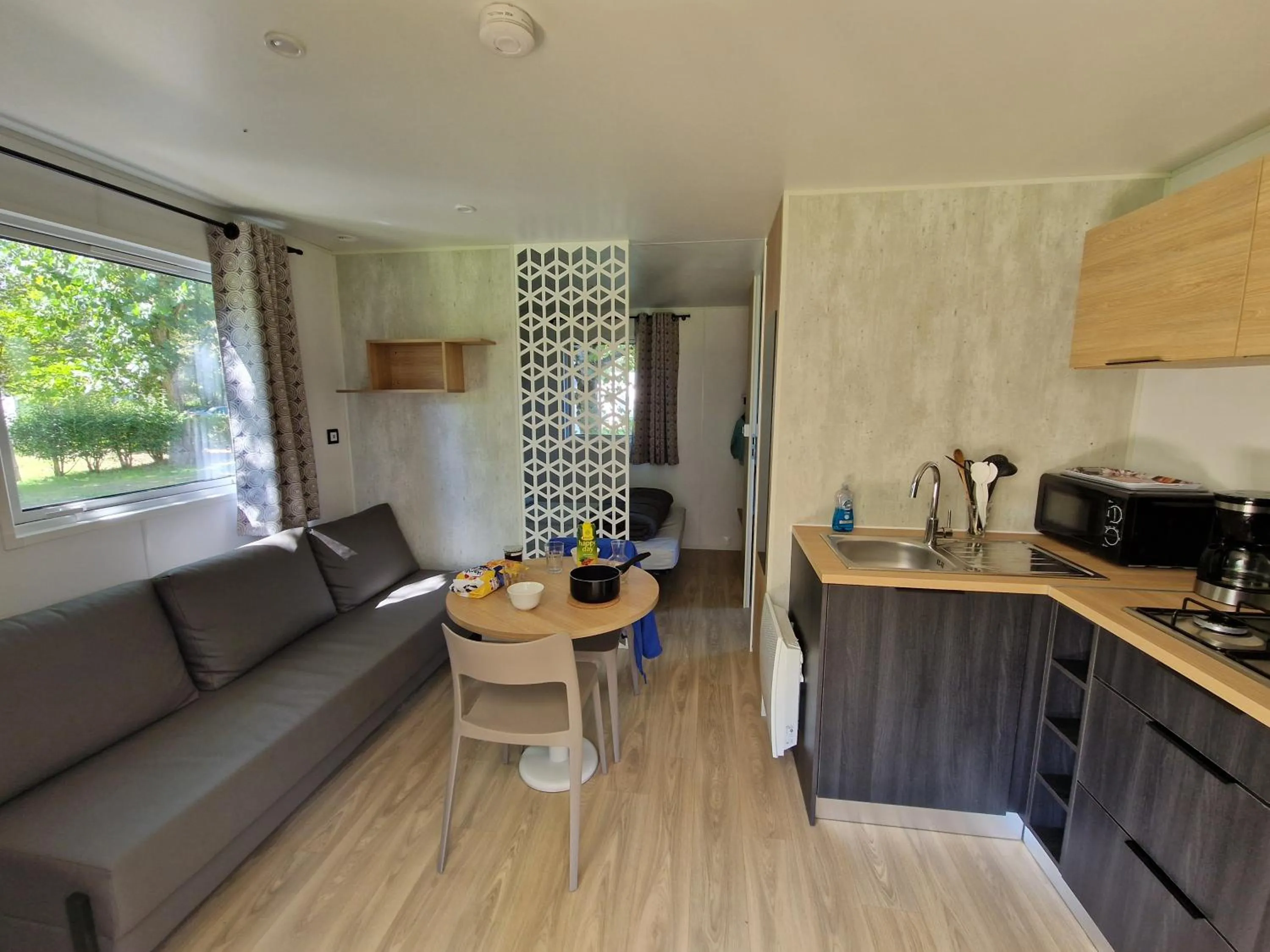 Kitchen or kitchenette in Camping Marmotel