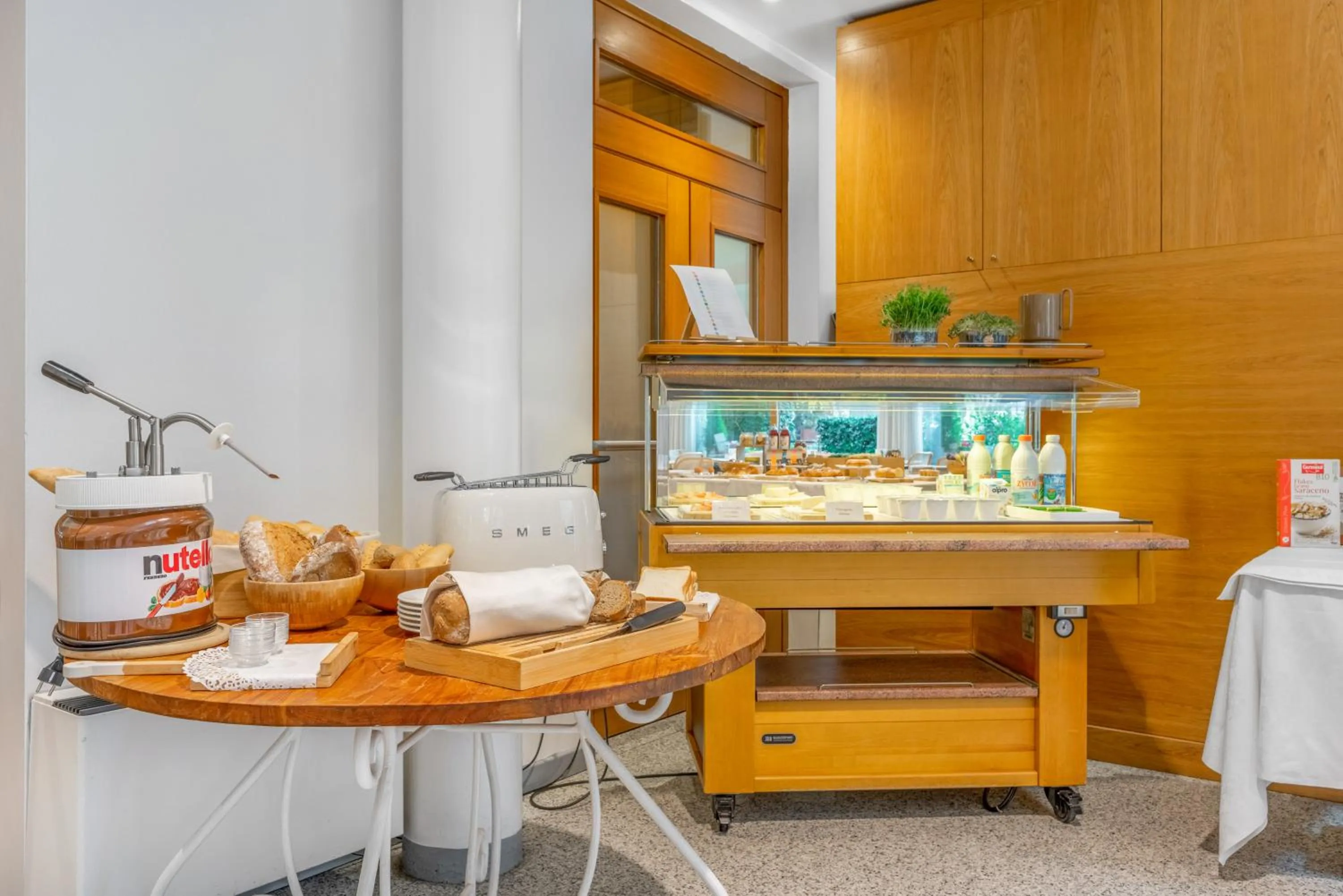 Food and drinks in Albergo Sorriso