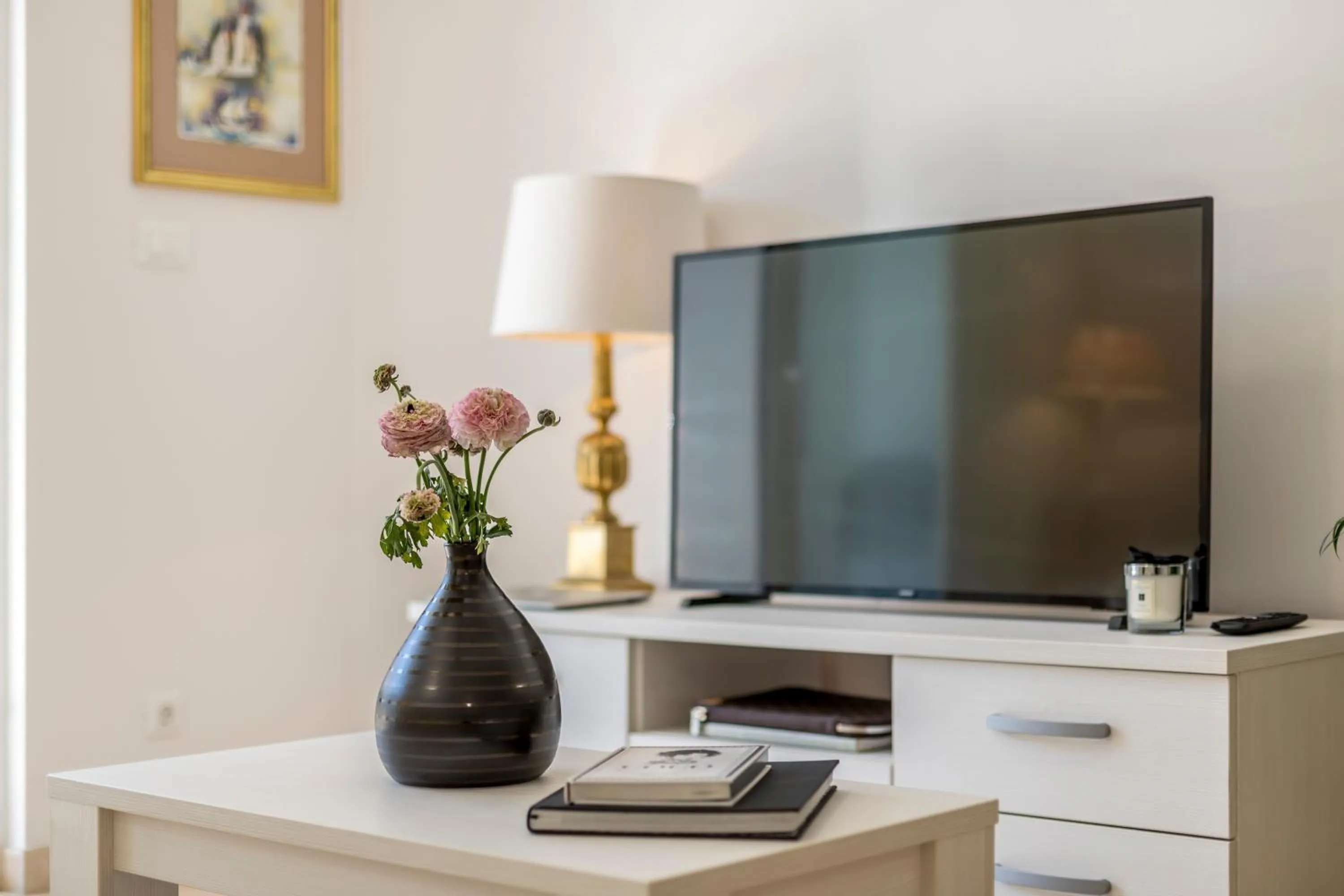 TV and multimedia in Adriatic Queen Rooms & Apartments