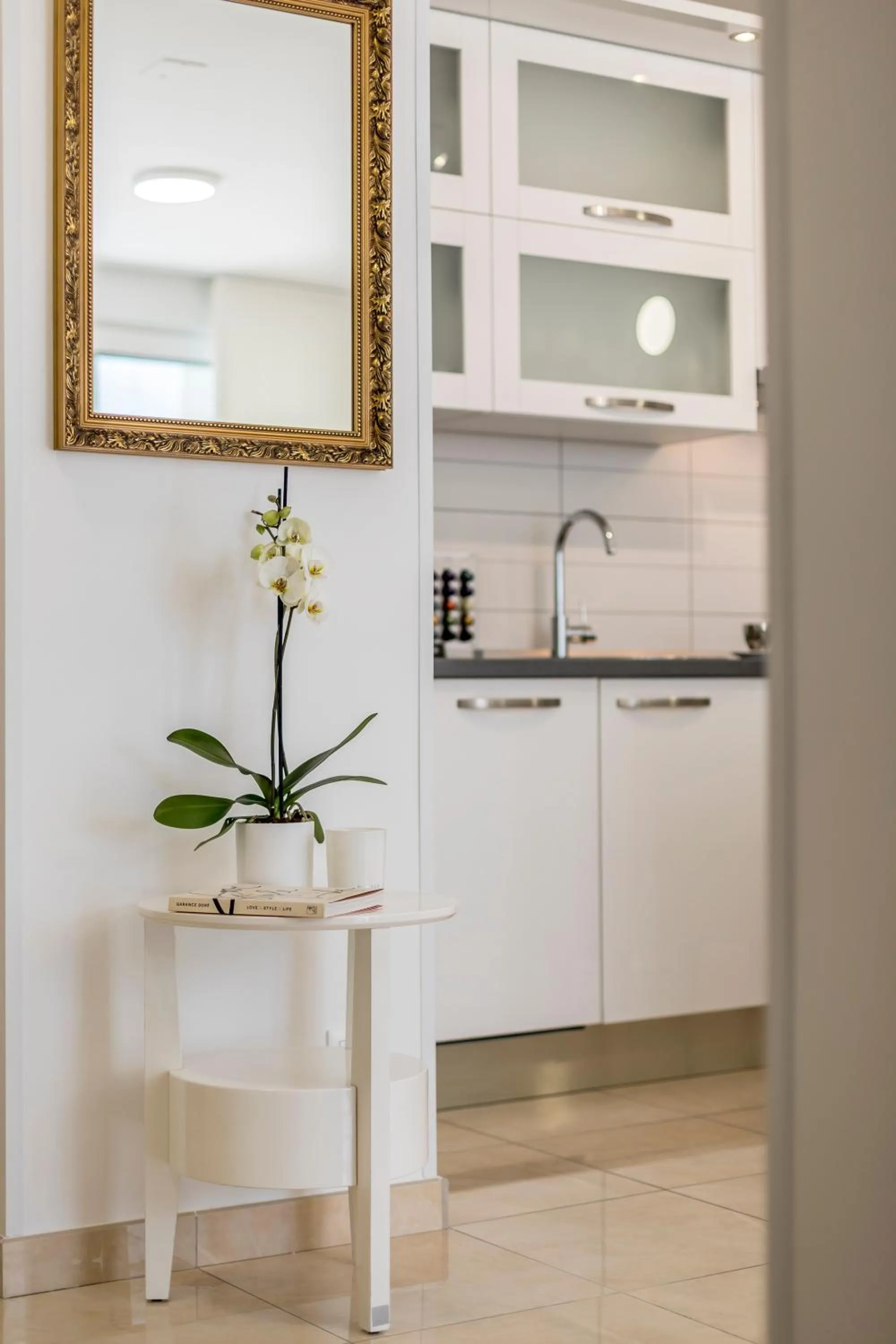 Kitchen or kitchenette in Adriatic Queen Rooms & Apartments