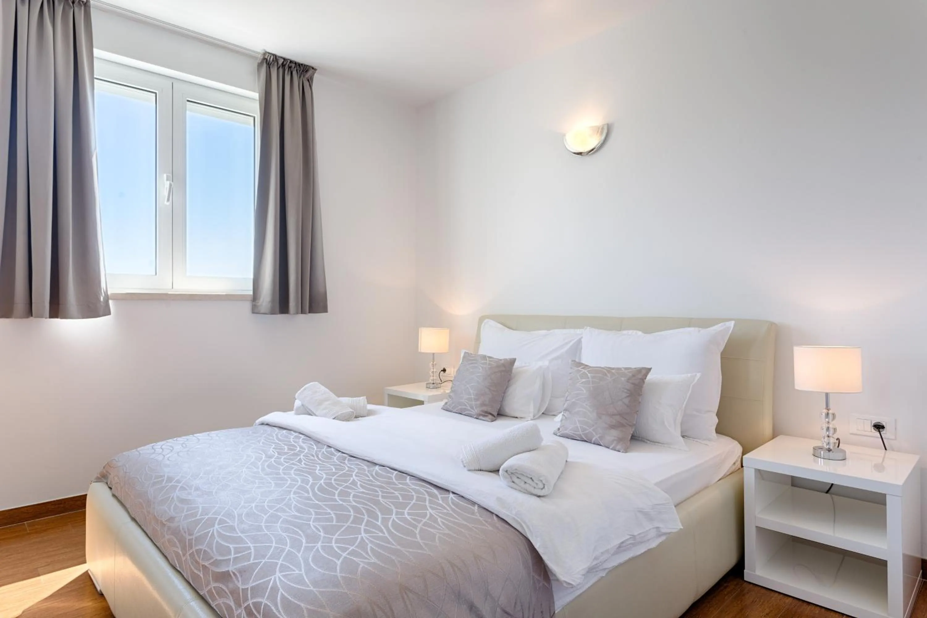 Bedroom, Bed in Adriatic Queen Rooms & Apartments