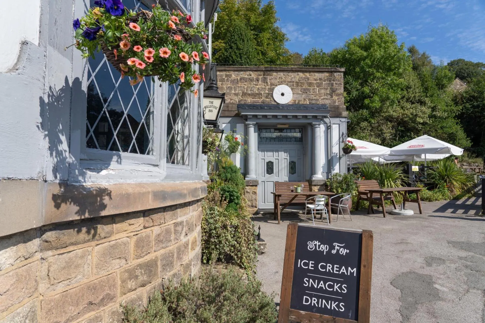 Property building in Millstone Country Inn