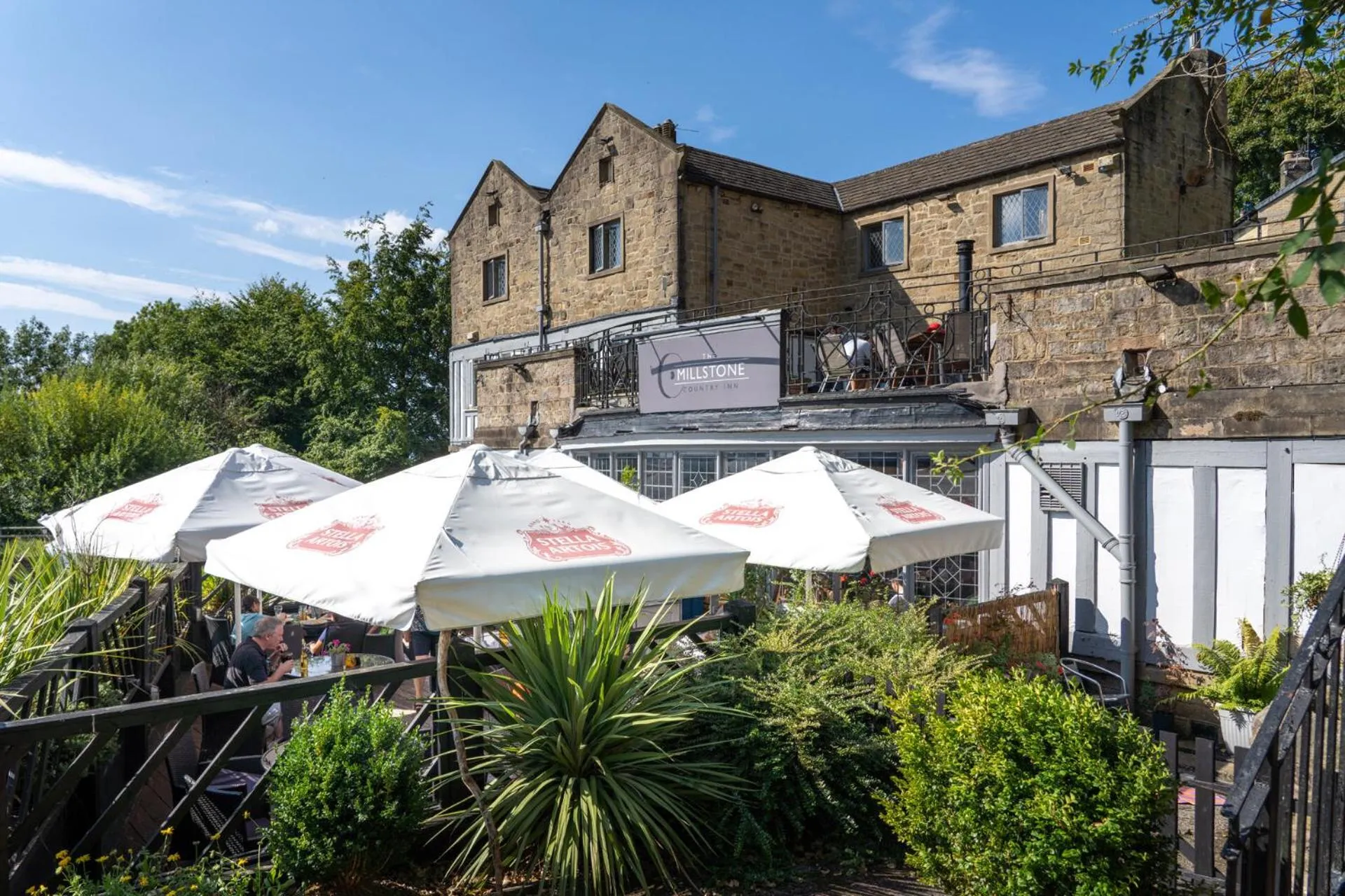 Property building in Millstone Country Inn