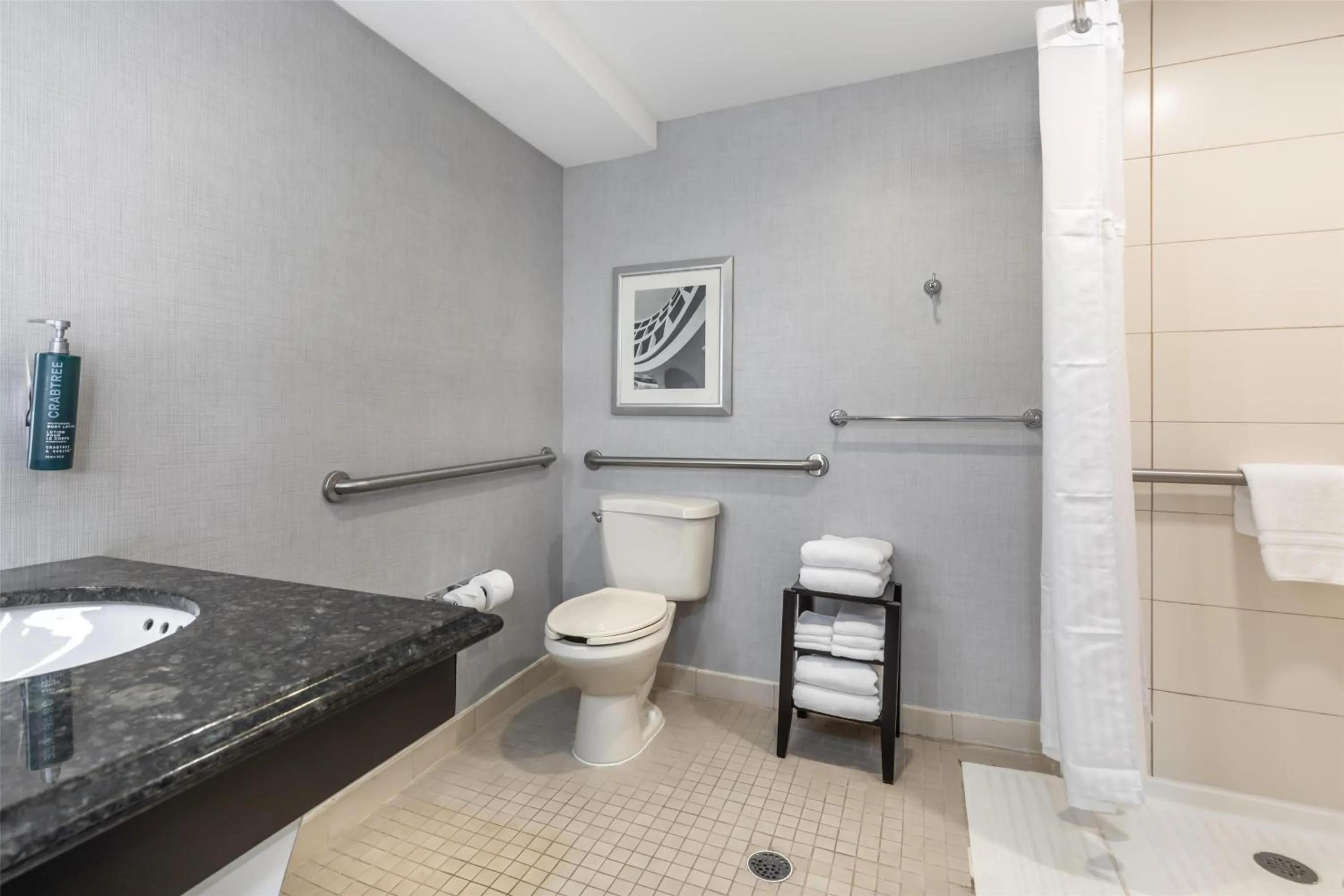 Bathroom in Doubletree by Hilton Hotel Williamsburg