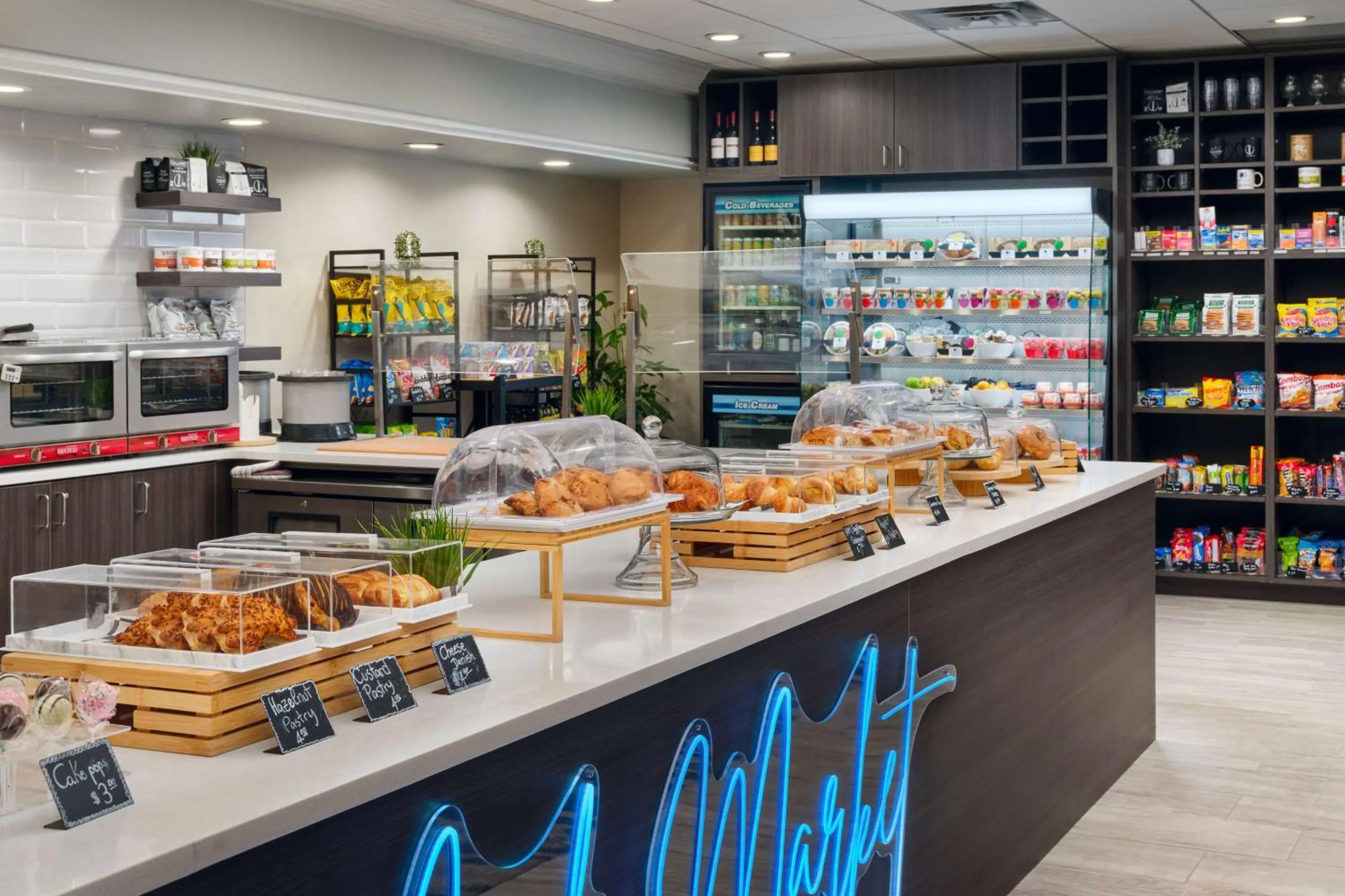 Restaurant/places to eat in Doubletree by Hilton Hotel Williamsburg