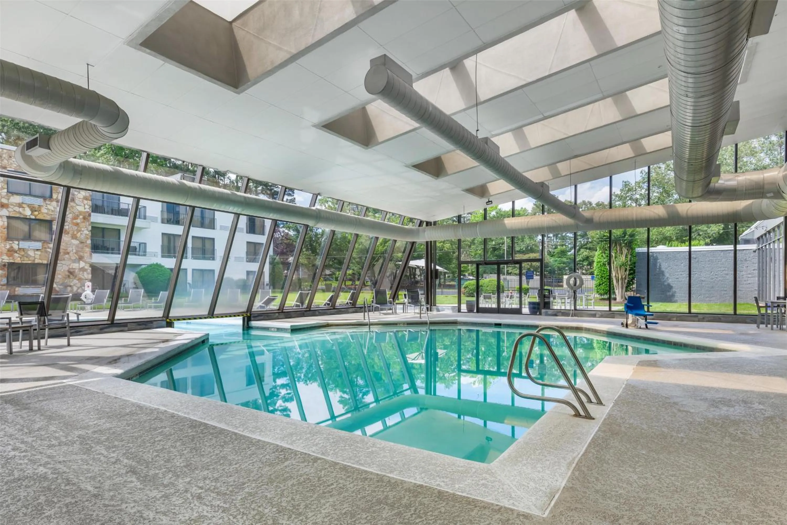 Pool view in Doubletree by Hilton Hotel Williamsburg