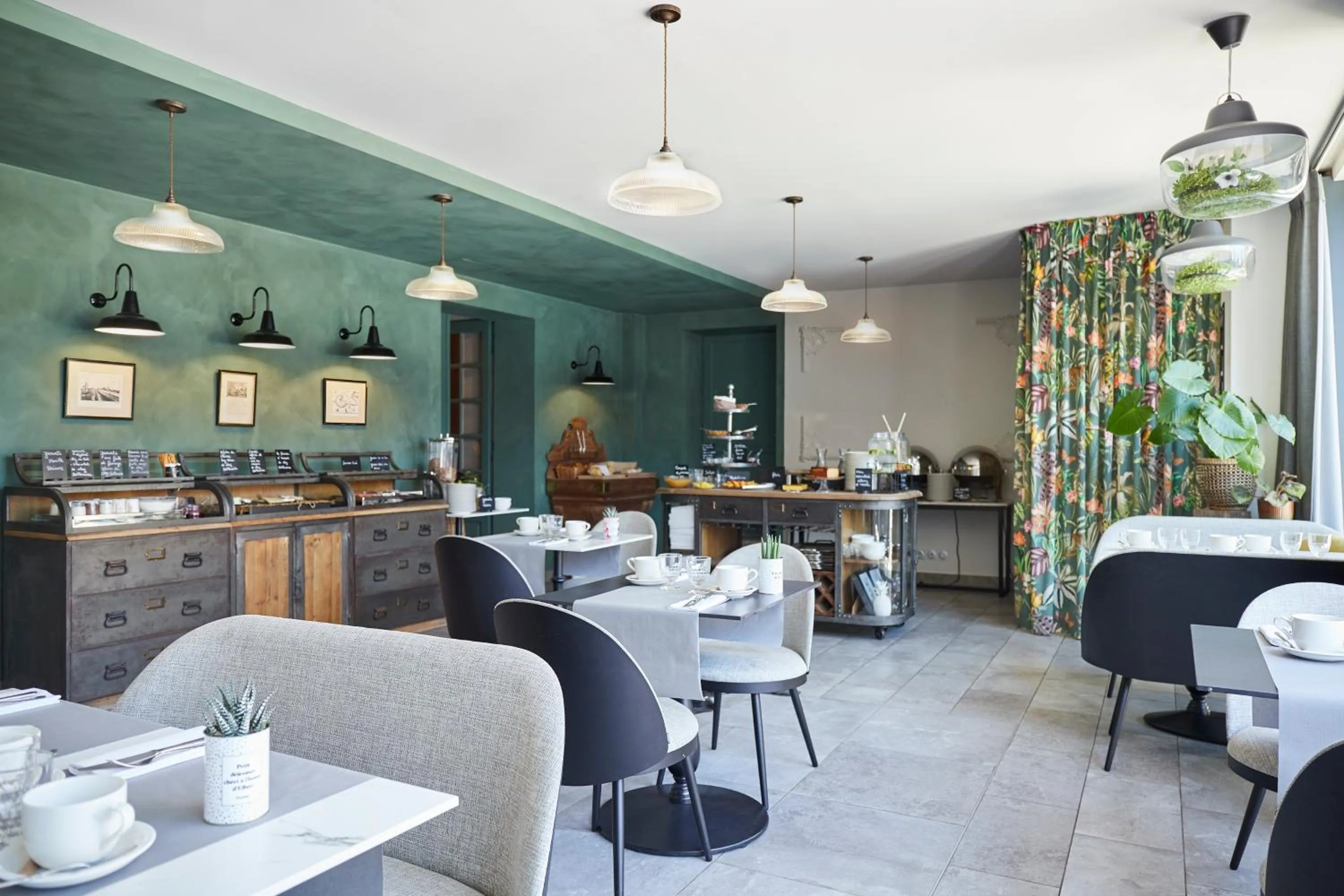 Breakfast in Le Général d'Elbée Hotel & Spa - Teritoria