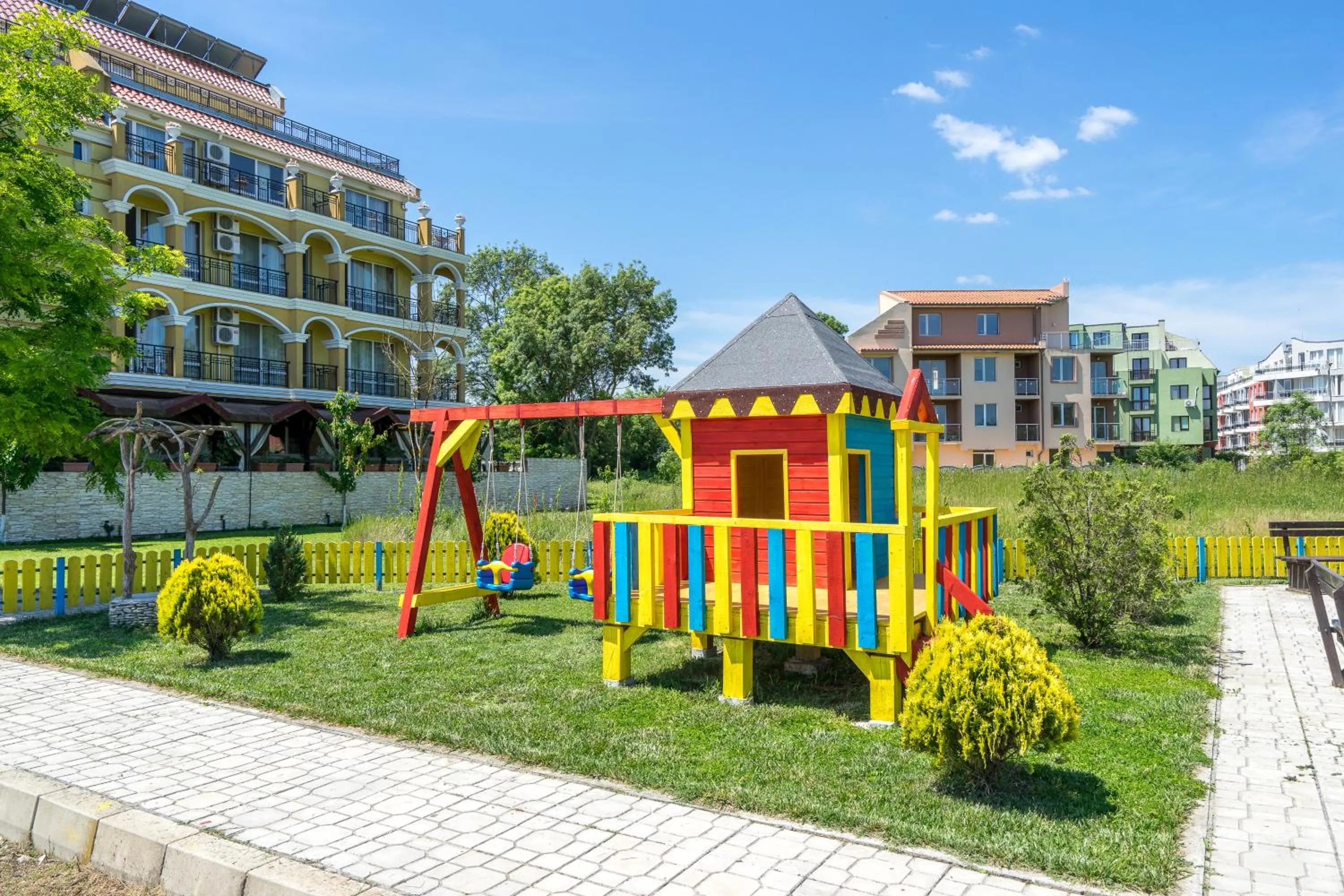 Entertainment in Hotel Luxor