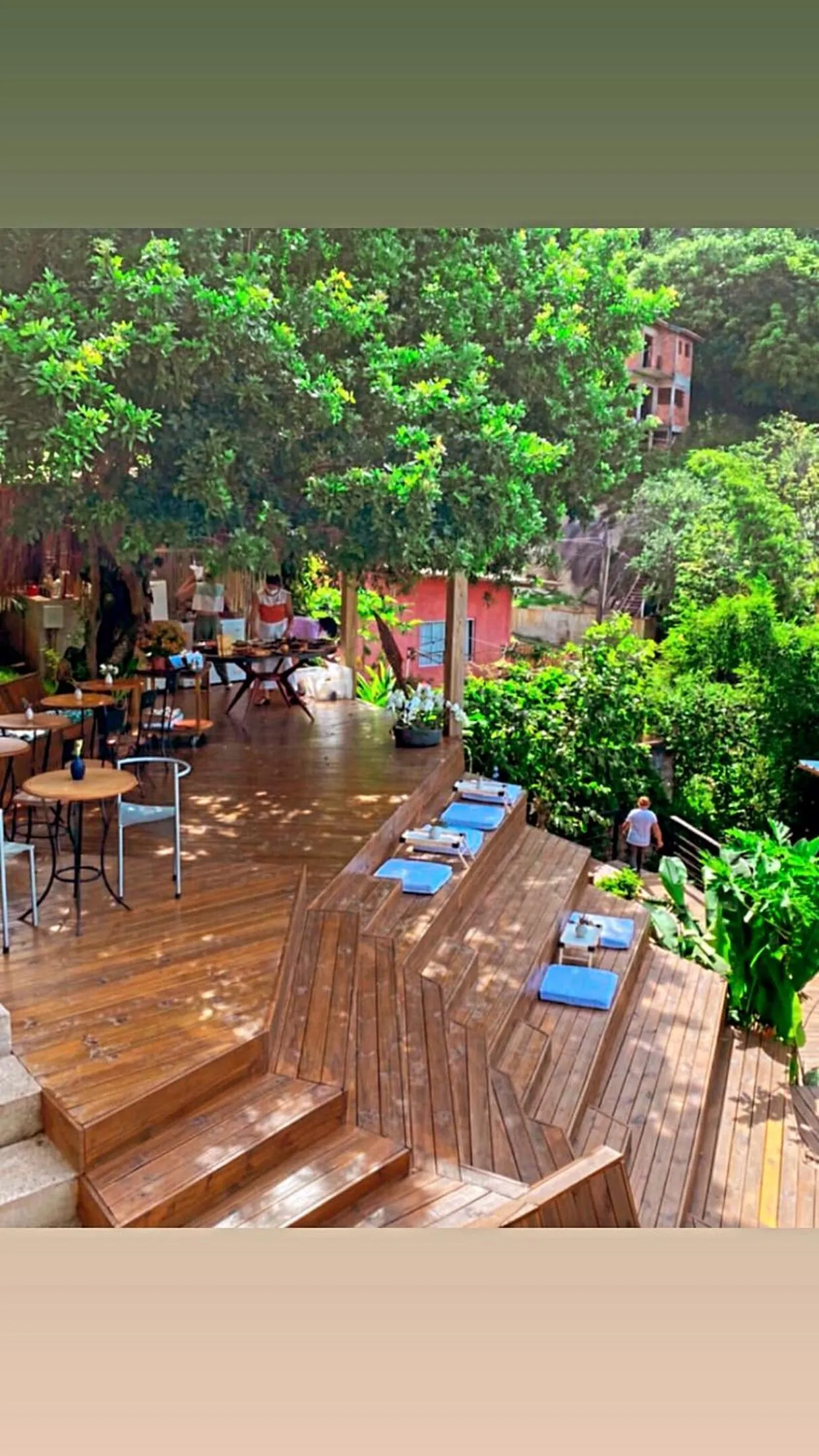Dining area in Vila Bambu Ilhabela, Santa Tereza
