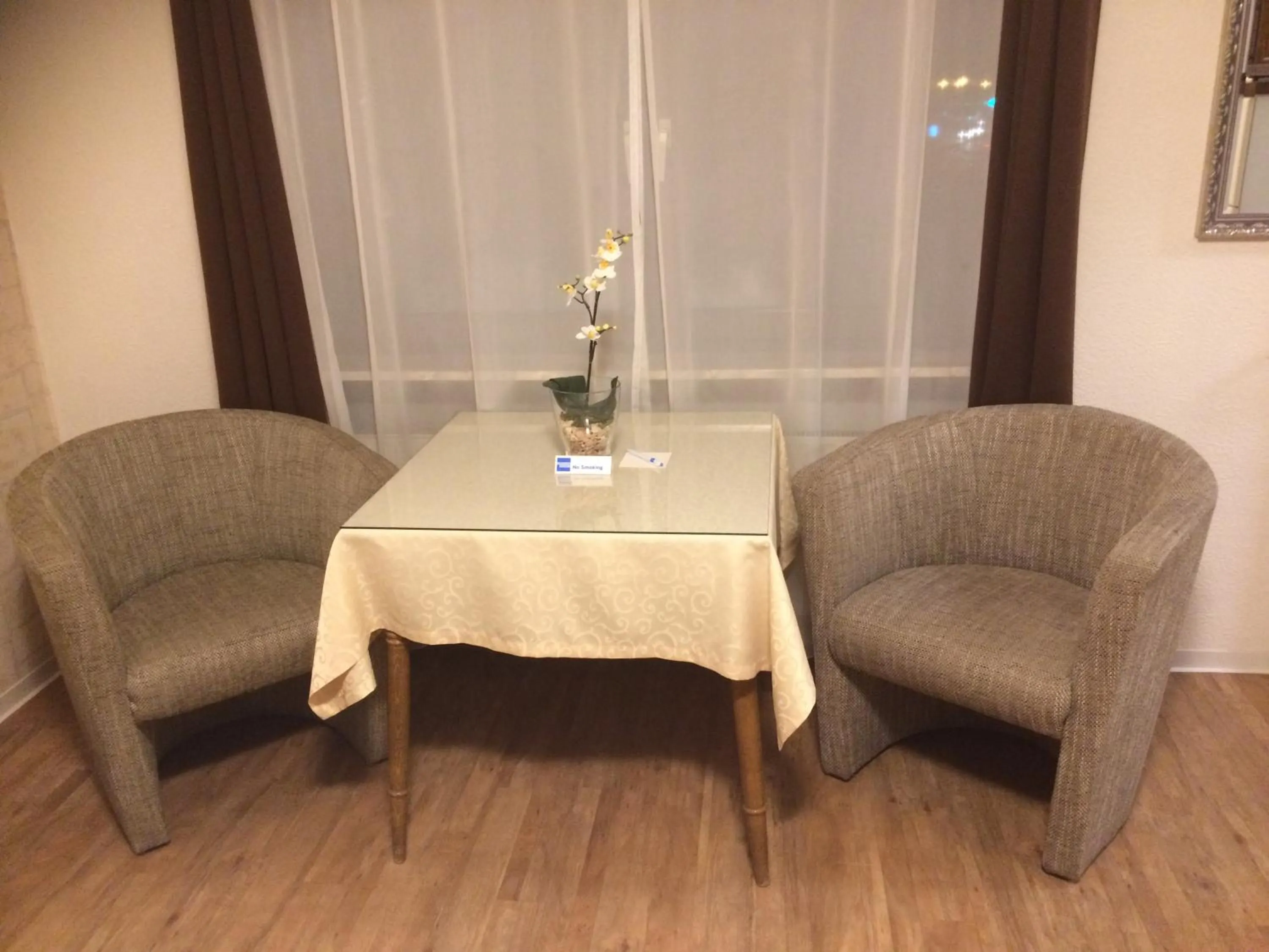 Photo of the whole room in Hotel zum Schnackel in Mainz